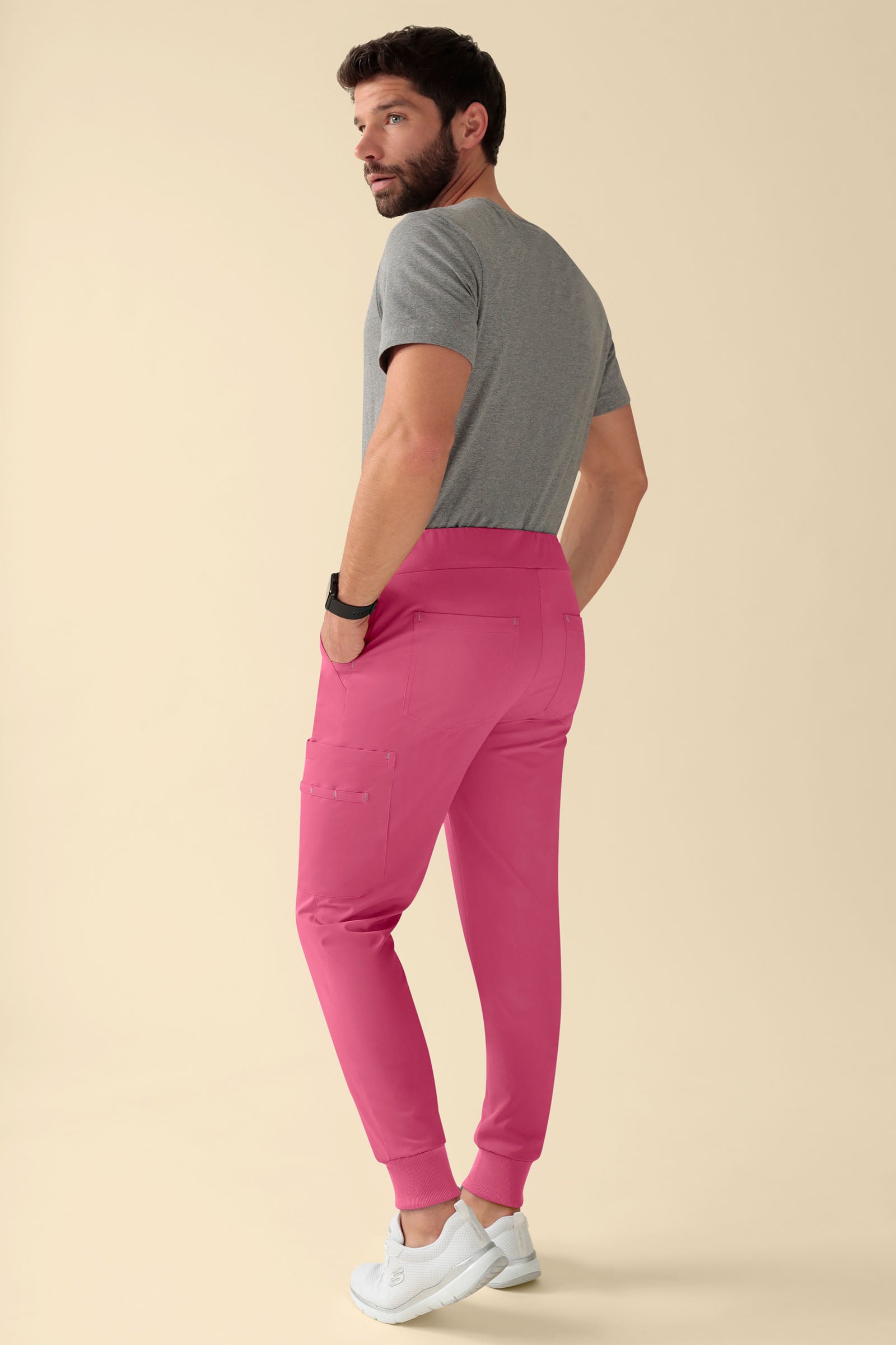 KAERE Hose Herren - Saumbündchen Kurzgr. mit Beintaschen rosenholz, Rückansicht