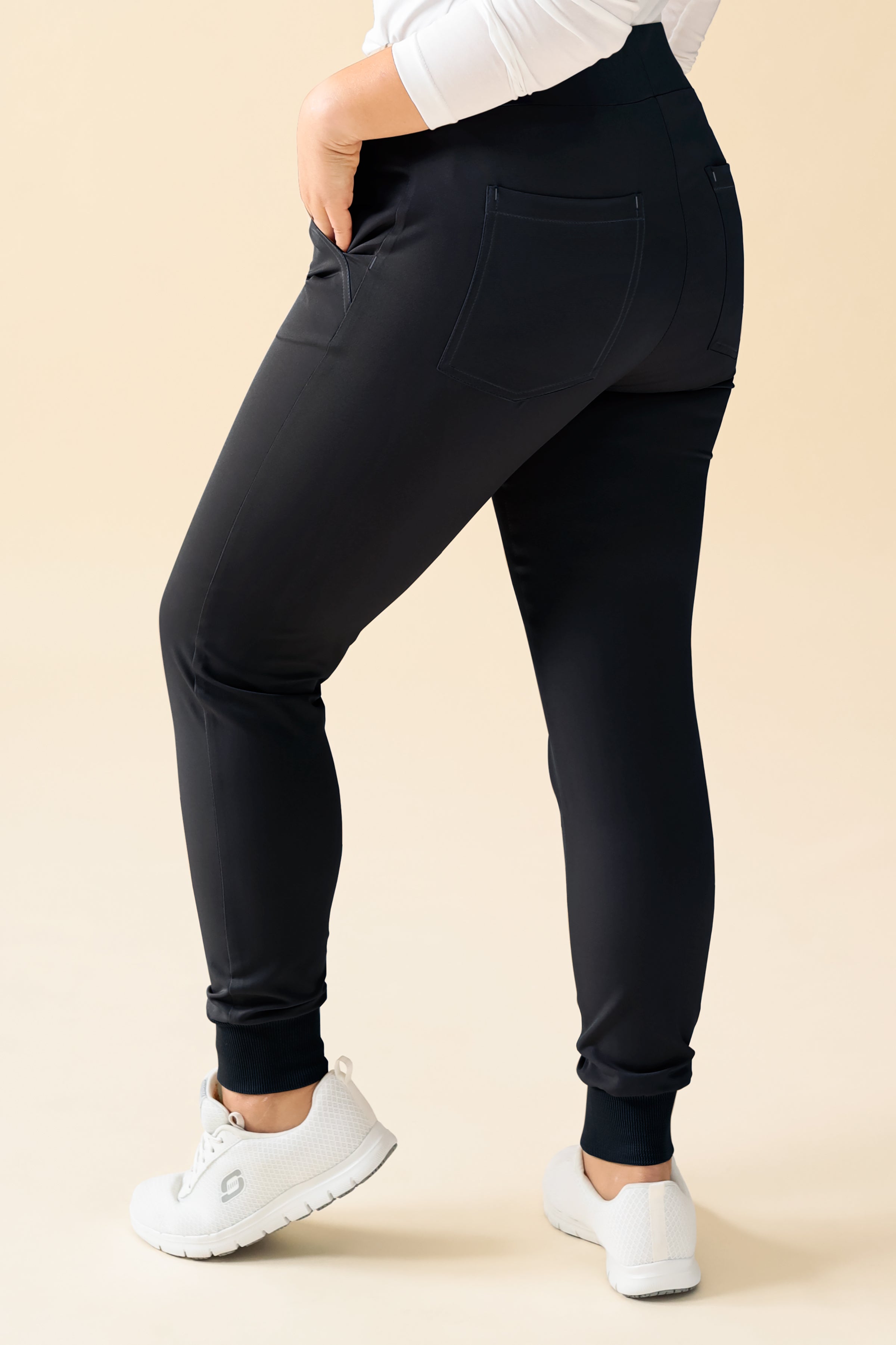 KAERE Hose Damen - Saumbündchen Kurzgr. ohne Beintaschen schwarz