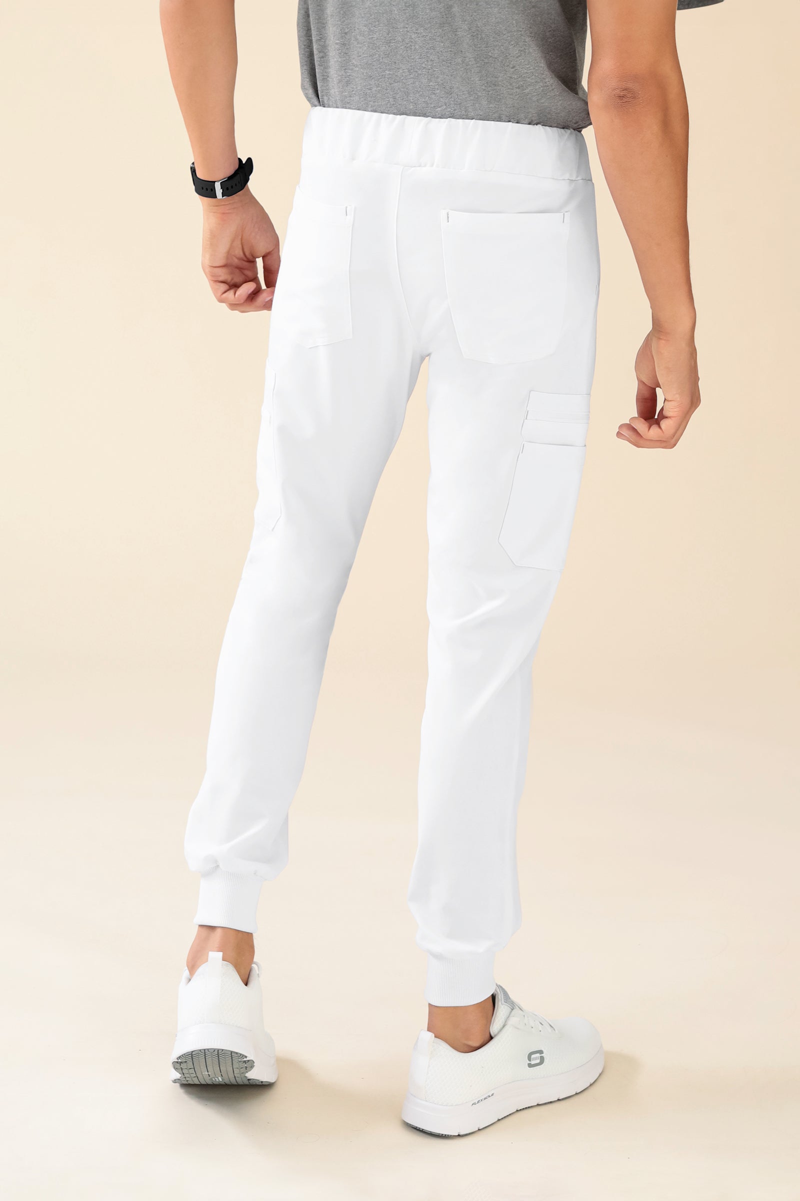 KAERE Hose Herren - Saumbündchen mit Beintaschen weiss, Vue de dos