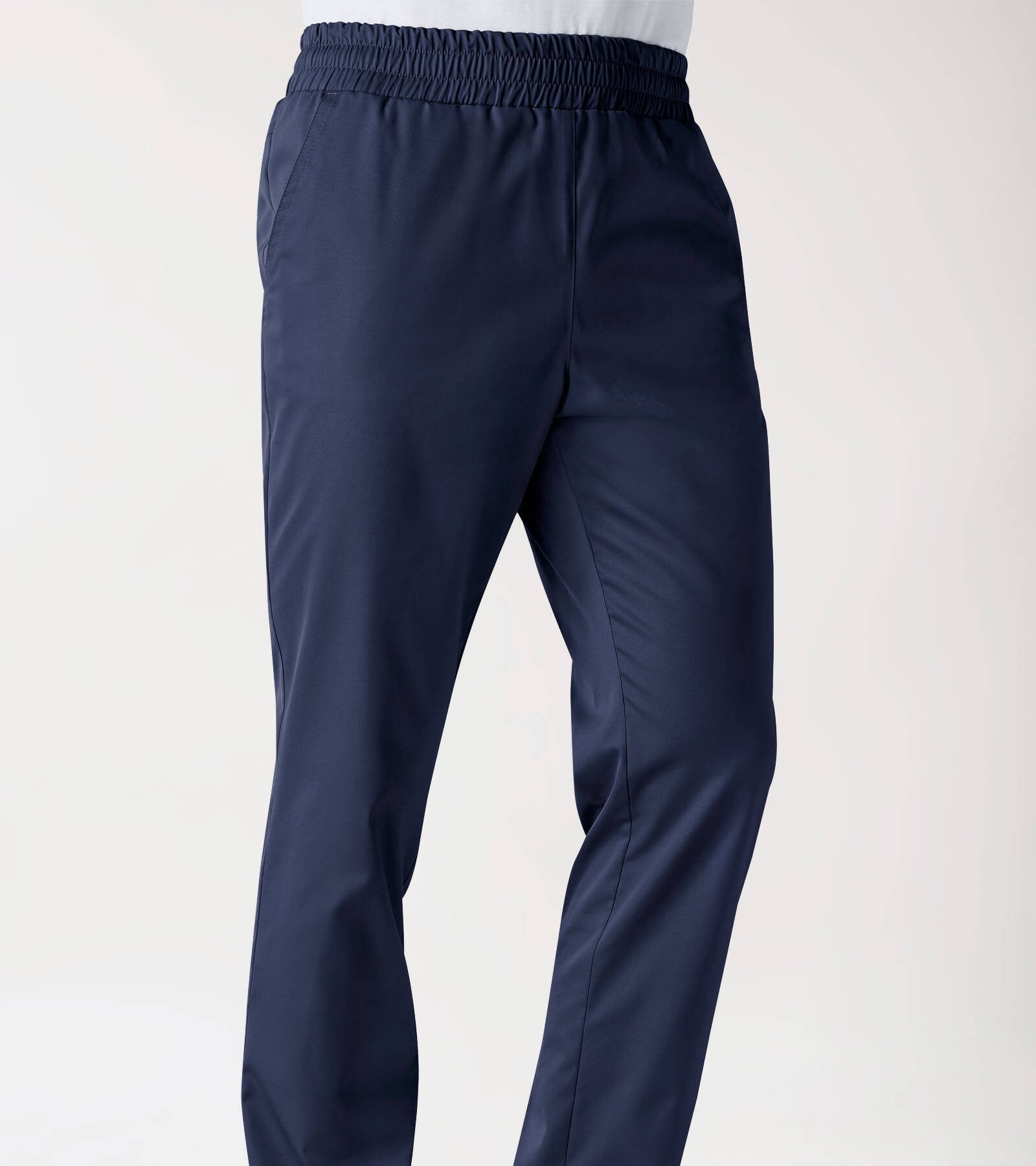 Nahaufnahme dunkelblaue Herren-Schlupfhose