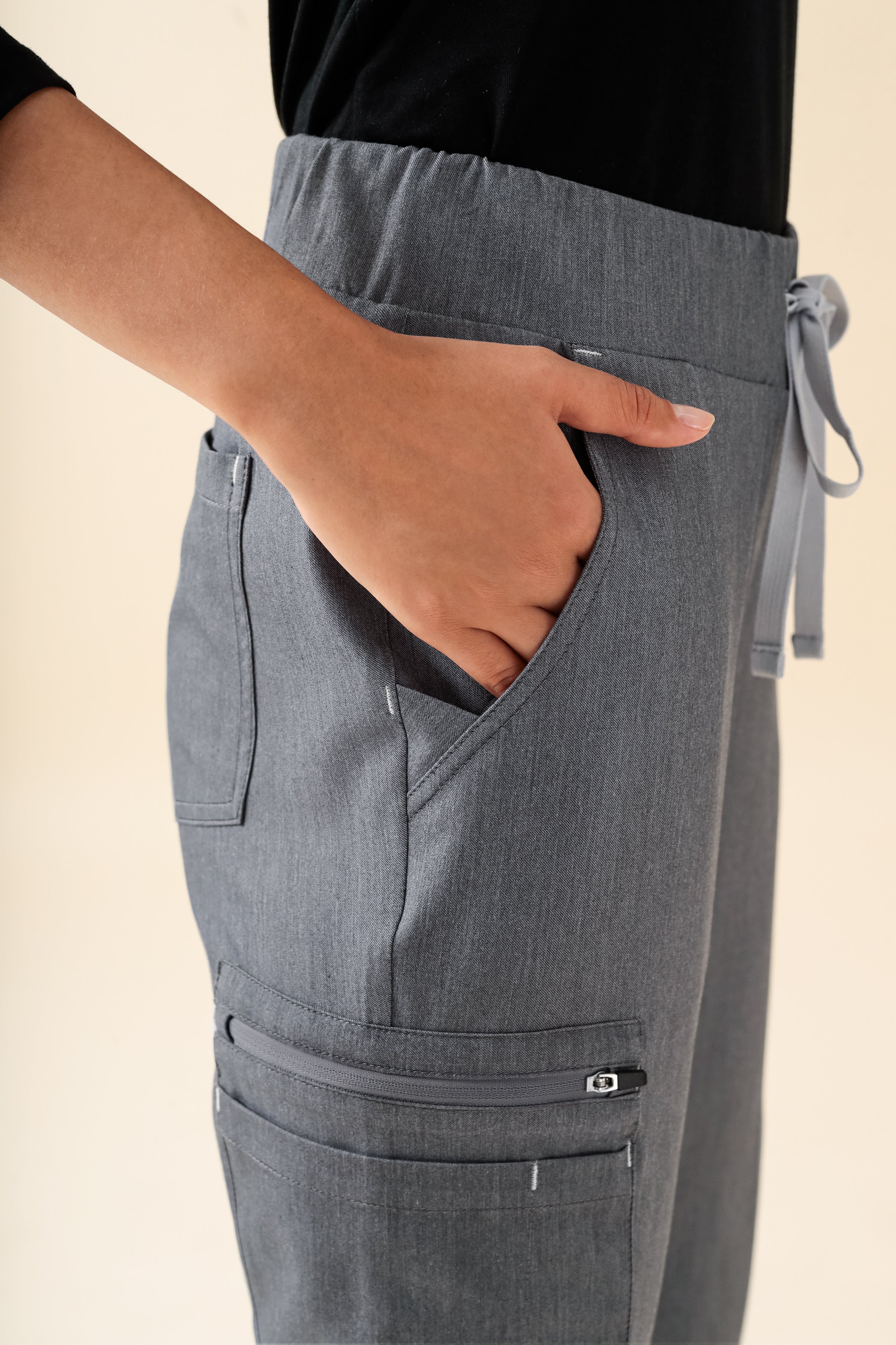 KAERE Hose Damen - gerader Saum mit Beintaschen grau melange