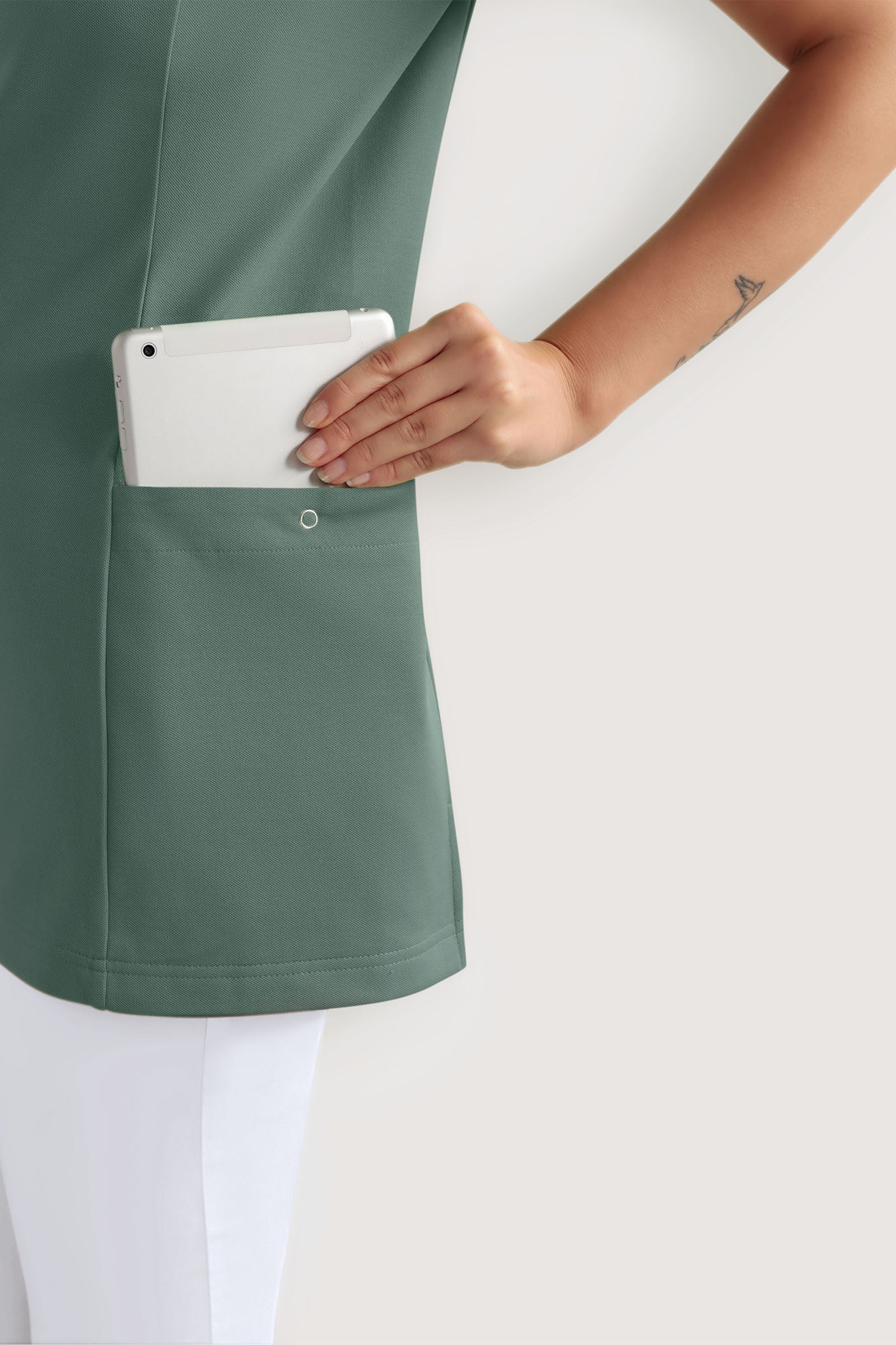 COMFY FLEX Stretch Schlupfkasack Damen - mit Druckknöpfen dunkelgrün