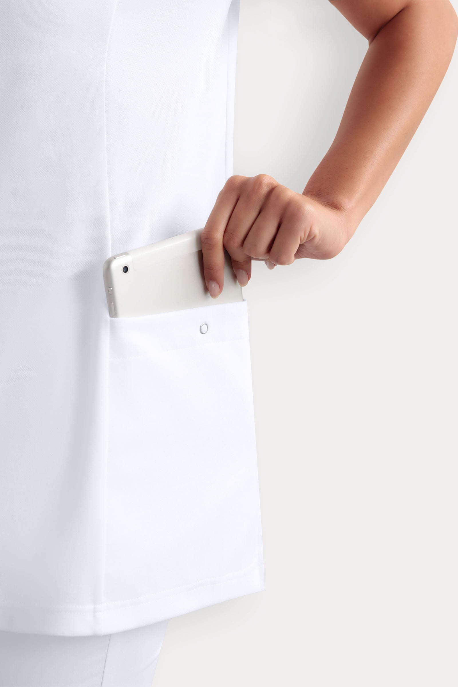 COMFY FLEX Stretch Schlupfkasack Damen - mit Druckknöpfen weiss