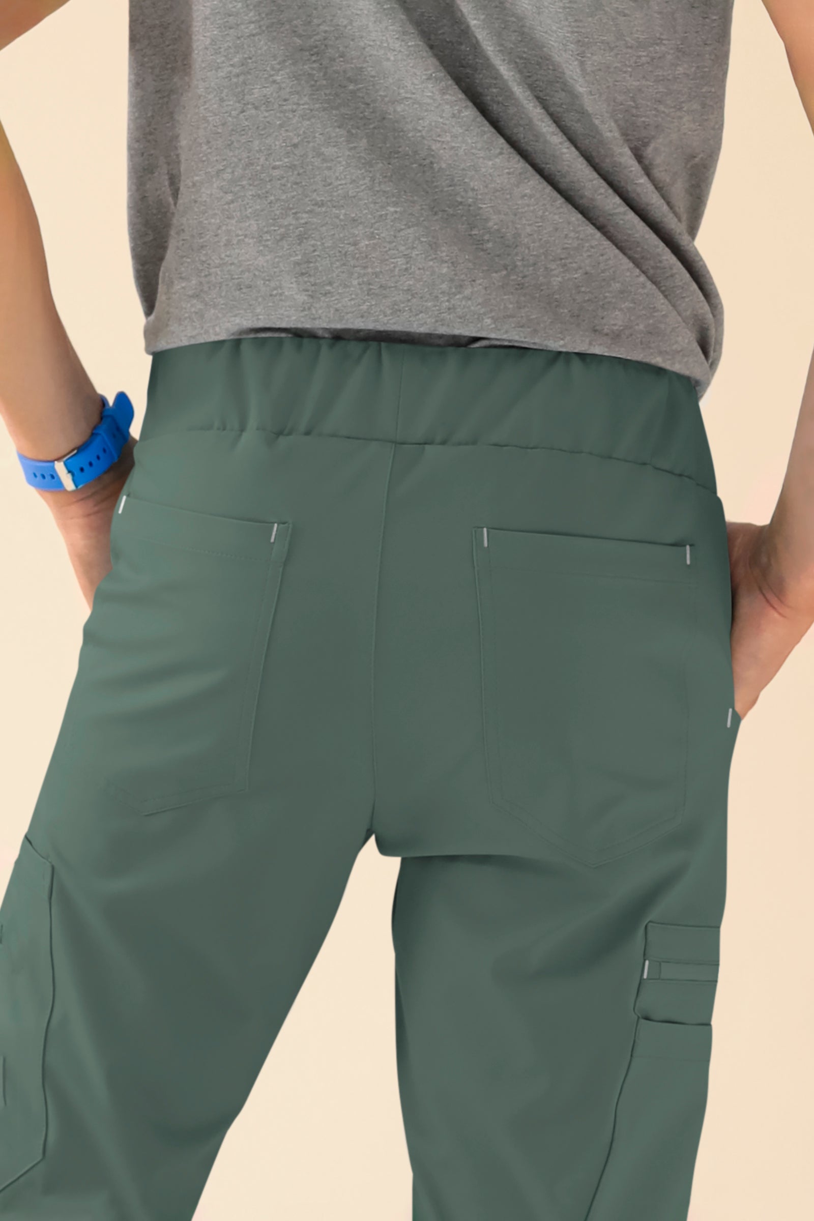 KAERE Hose Herren - gerader Saum Kurzgr. mit Beintaschen dunkelgrün