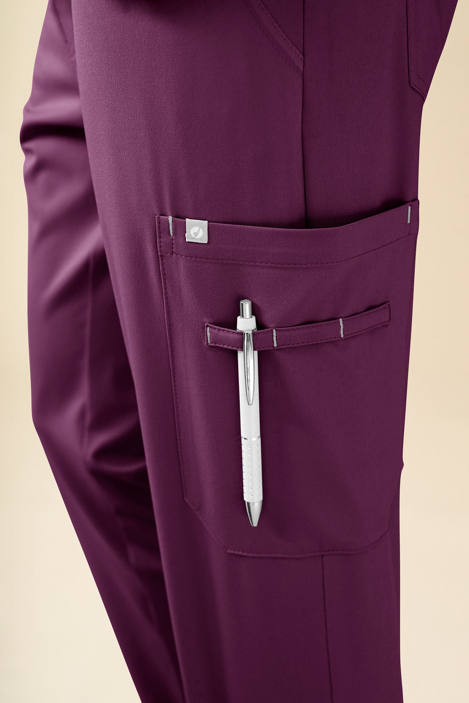 KAERE Hose Herren - gerader Saum Kurzgr. mit Beintaschen pflaume