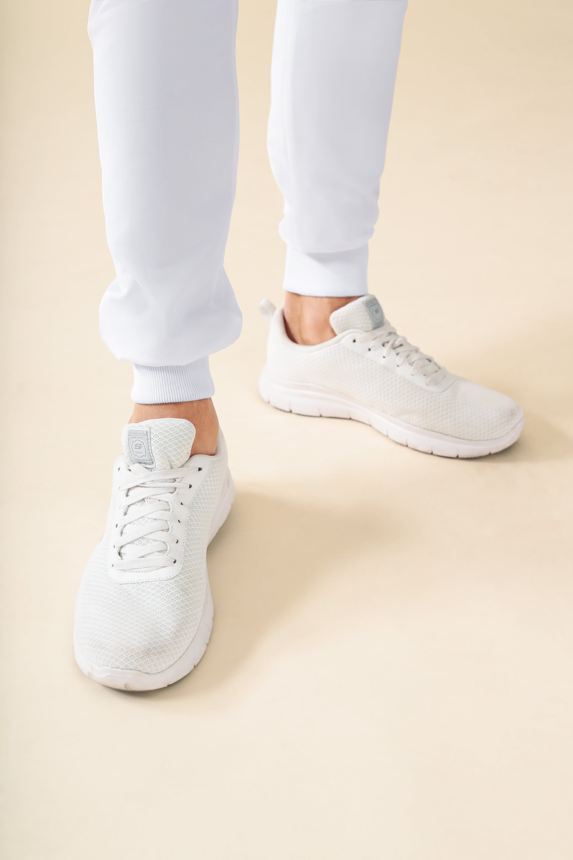 KAERE Hose Herren - Saumbündchen Kurzgr. ohne Beintaschen weiss