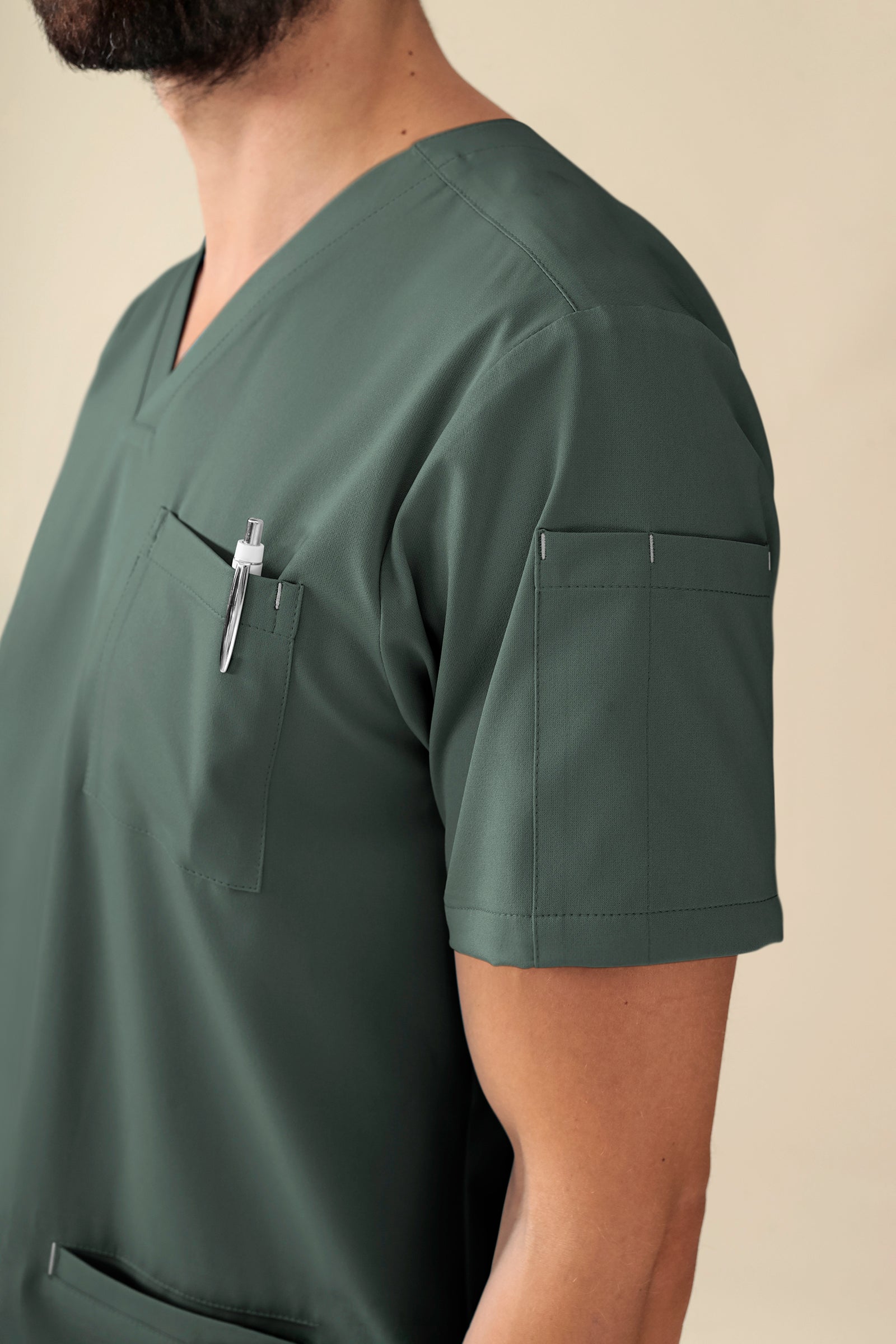 KAERE Schlupfkasack Herren - V-Ausschnitt dunkelgrün