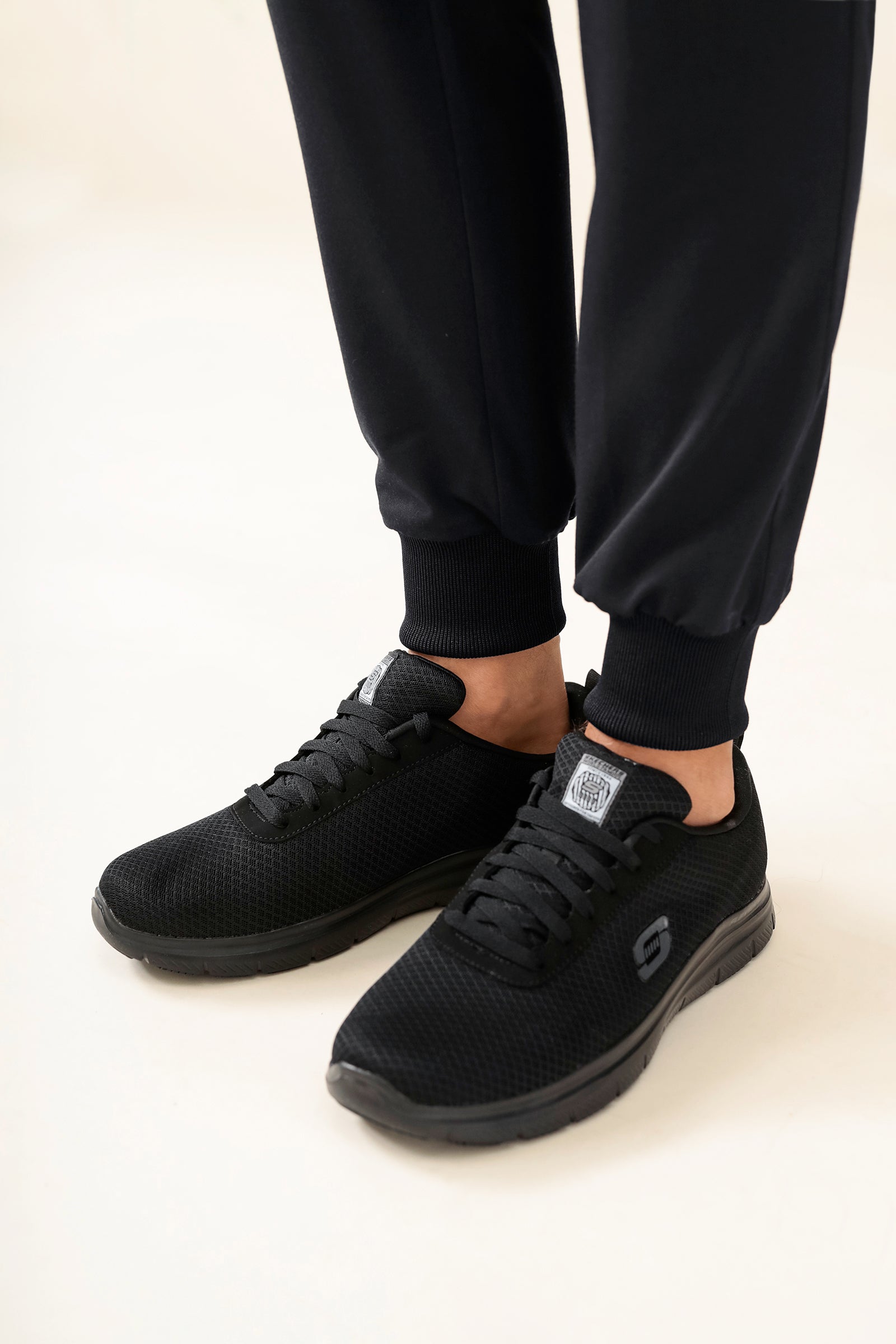 KAERE Hose Herren - Saumbündchen Kurzgr. mit Beintaschen schwarz