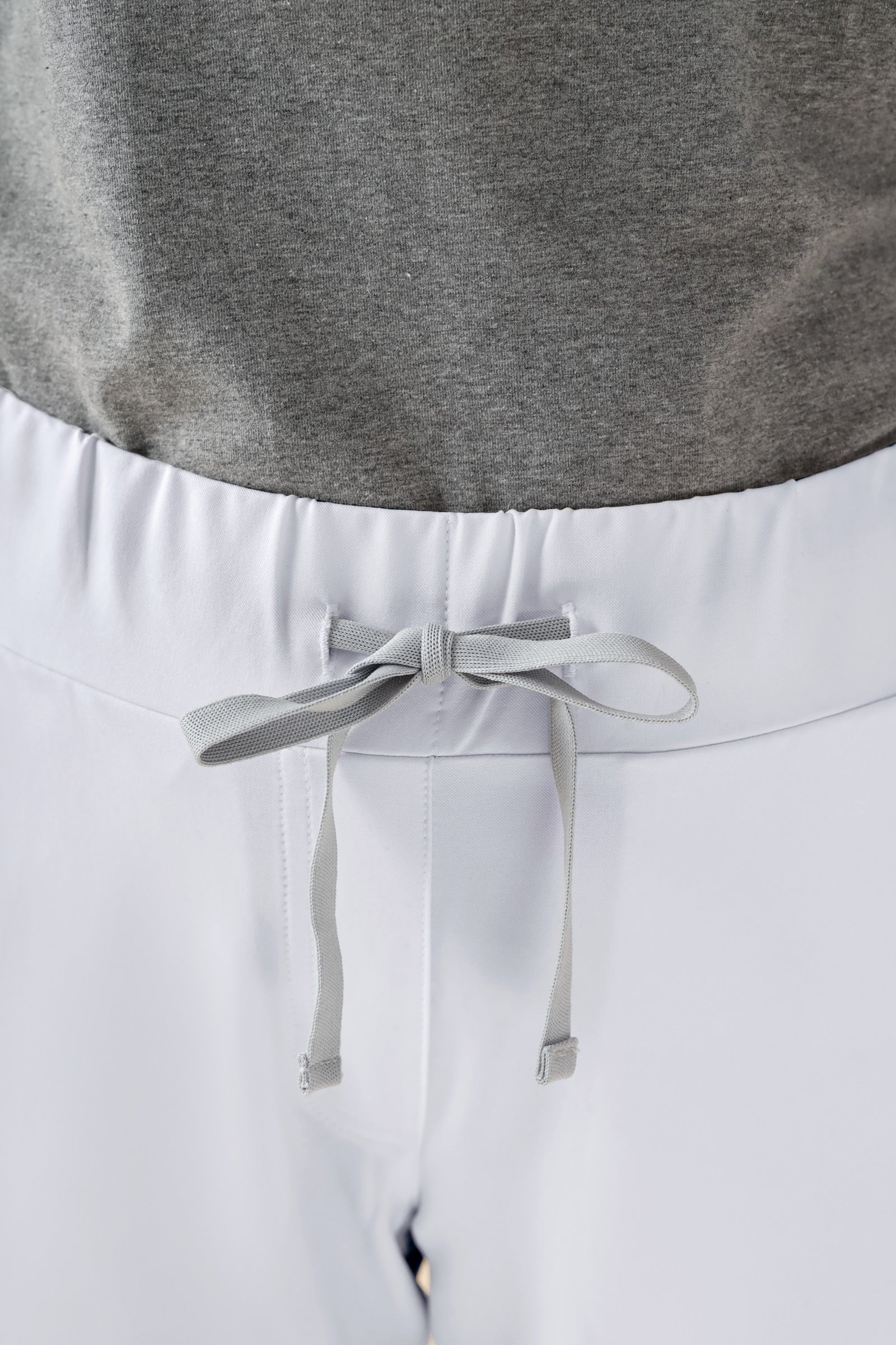 KAERE Hose Damen - gerader Saum ohne Beintaschen weiss