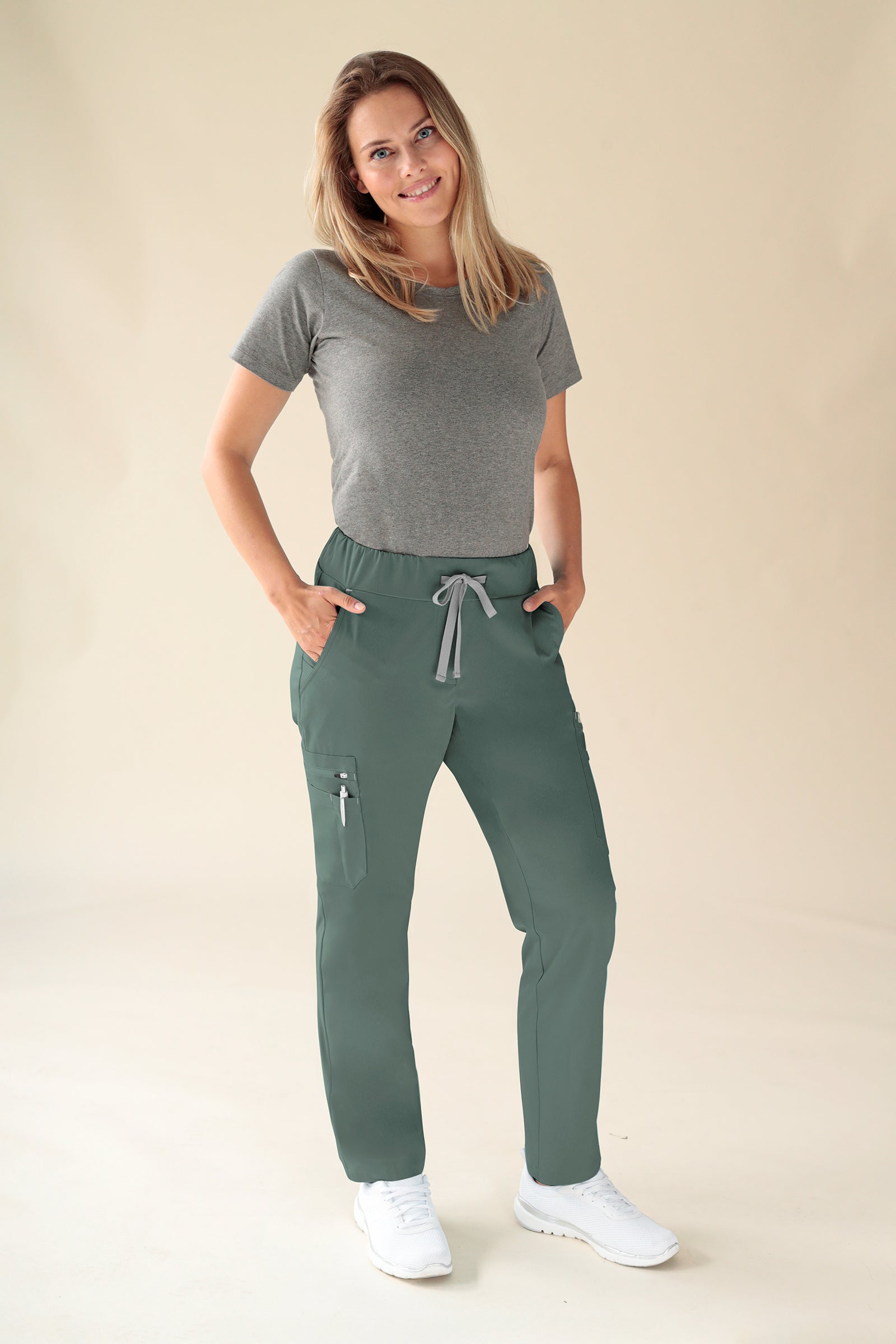 KAERE Hose Damen - gerader Saum Kurzgr. mit Beintaschen dunkelgrün