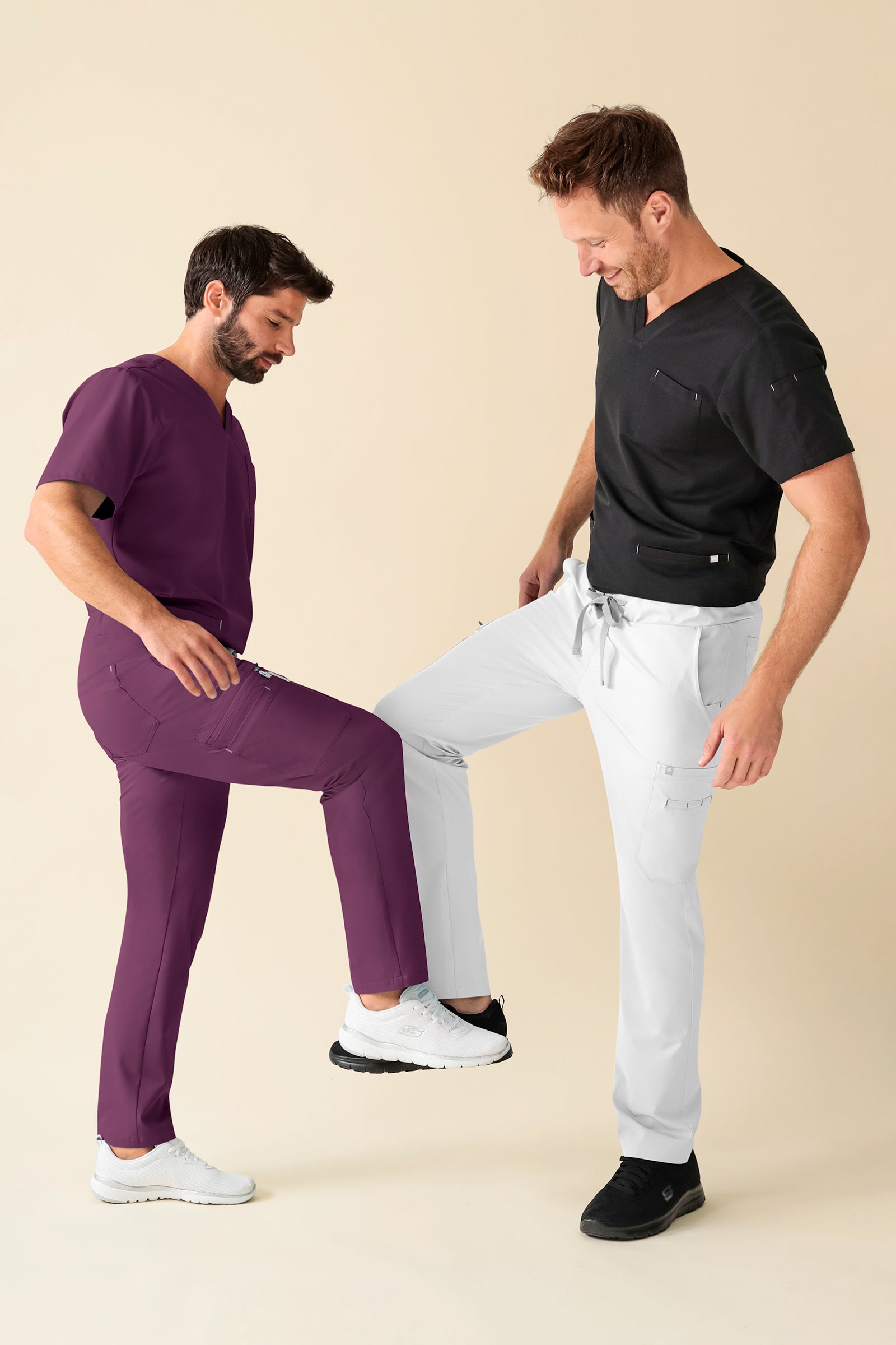 KAERE Hose Herren - gerader Saum Kurzgr. mit Beintaschen pflaume