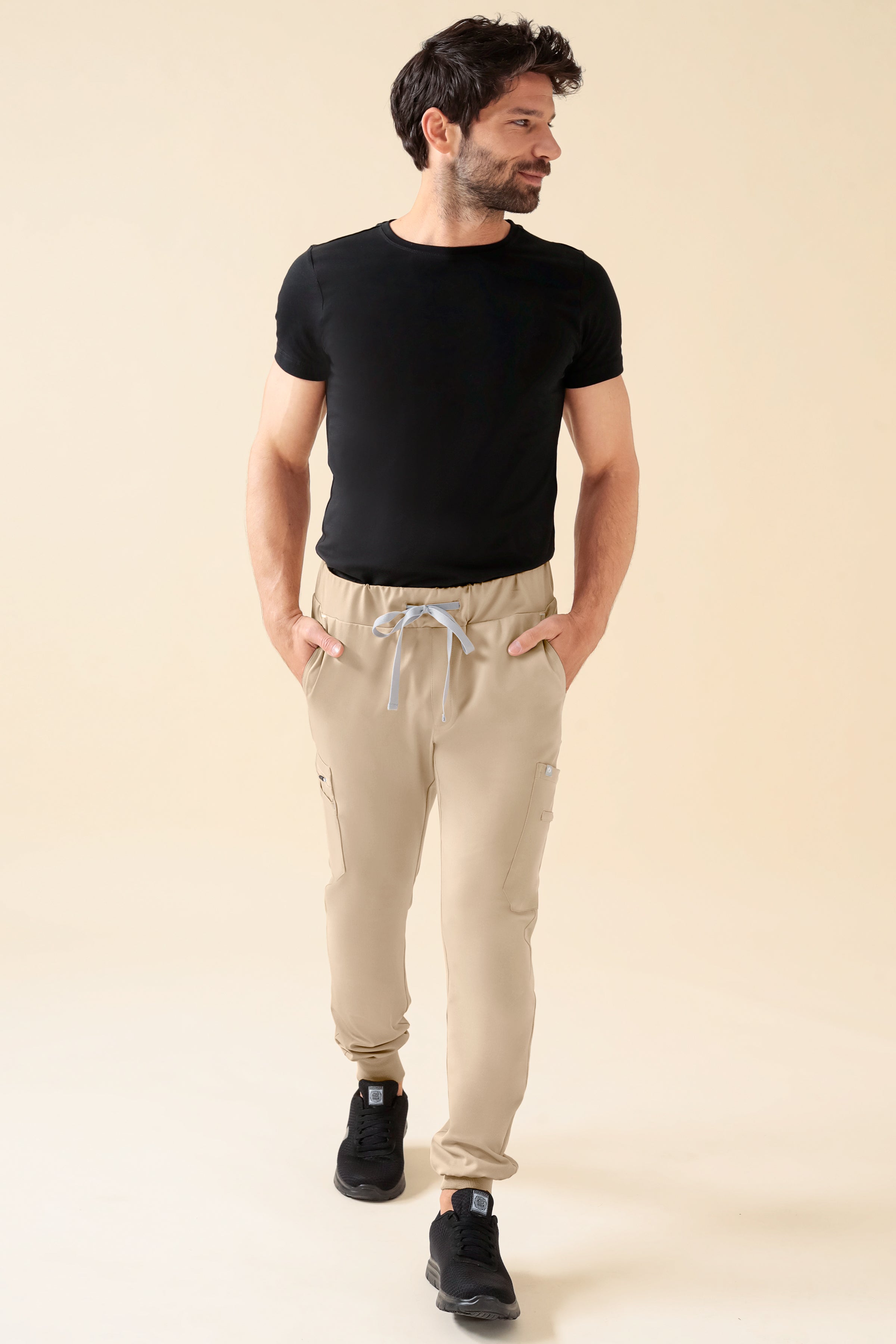 KAERE Hose Herren - Saumbündchen Kurzgr. mit Beintaschen sand, Vue de face