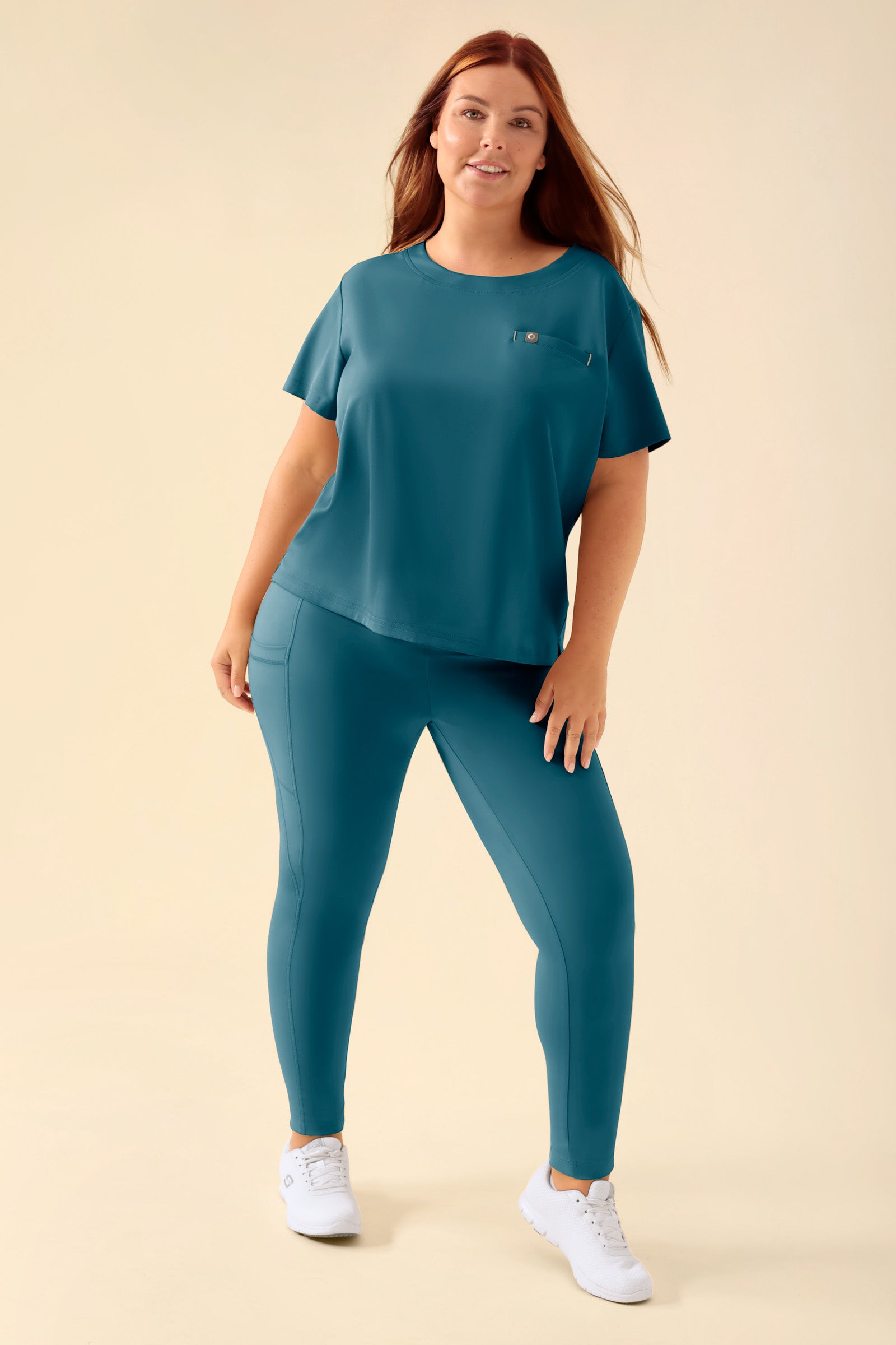 KAERE Leggings Damen - super elastisch petrol, Vorderansicht Das Model ist 173 cm groß und trägt Grösse XL