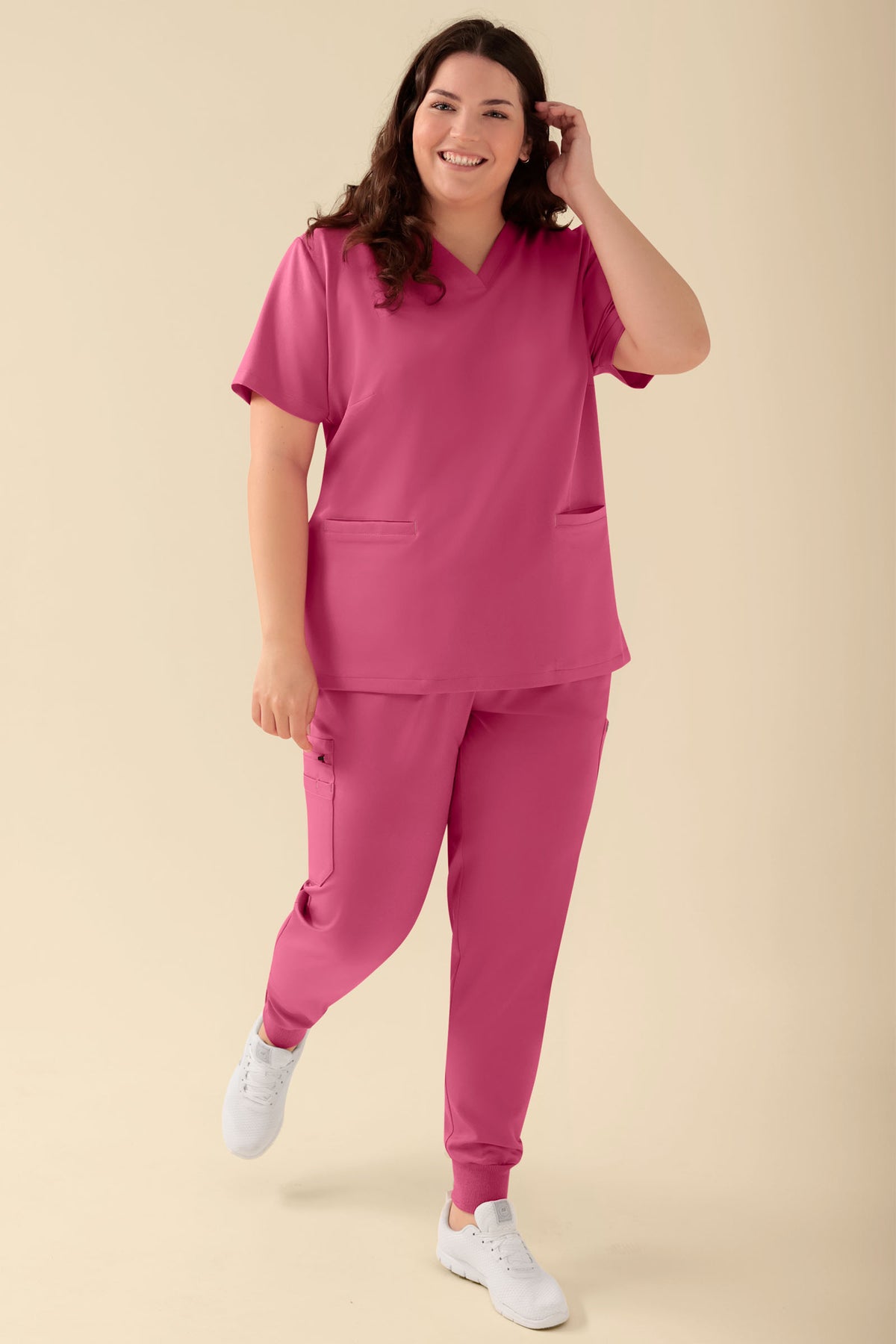 KAERE Schlupfkasack Damen - V-Ausschnitt rosenholz, Vue de face Le mannequin mesure 174 cm et porte la taille XL