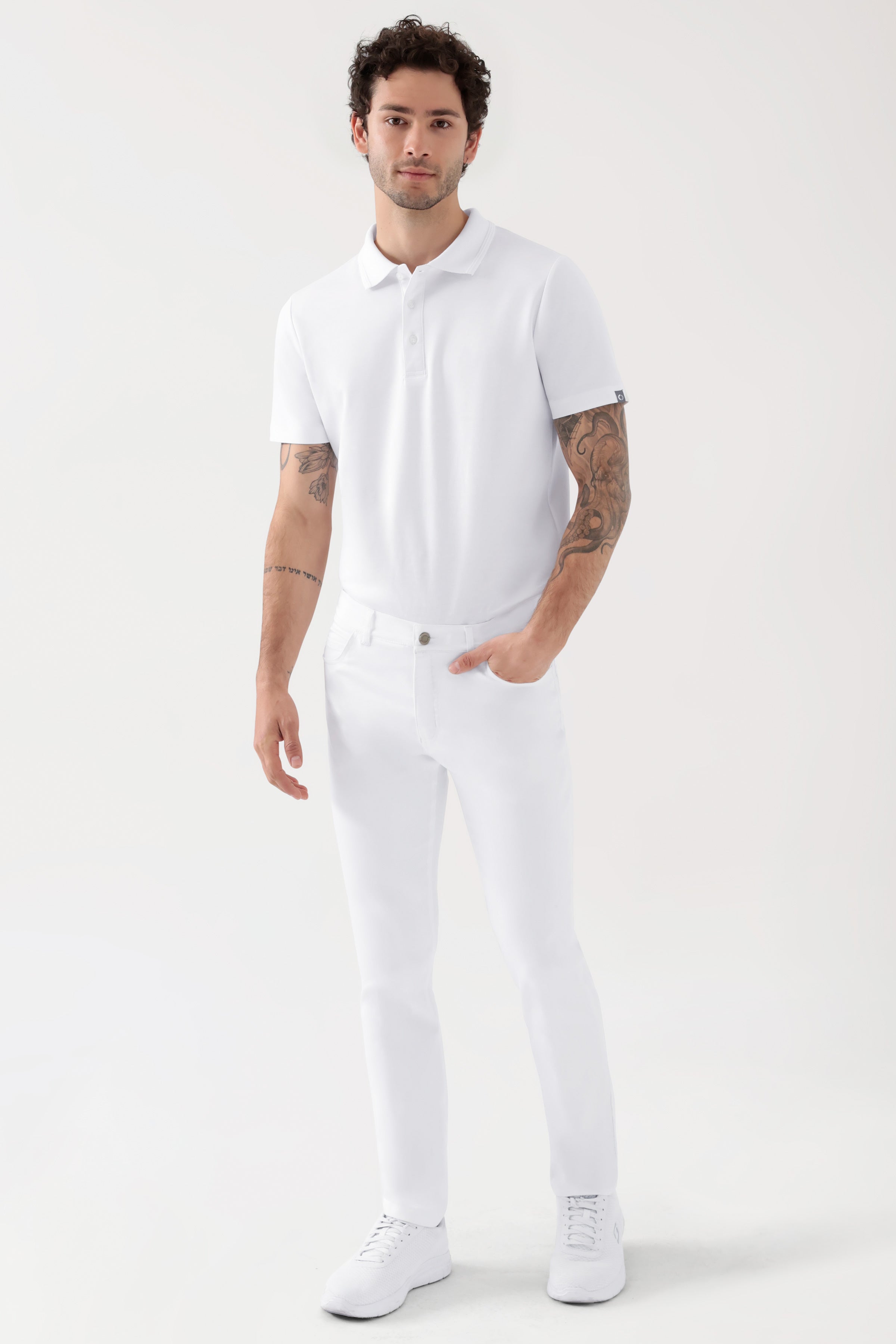 COMFY FLEX 5-Pocket Hose Herren - schlankes Bein weiss, Vorderansicht Das Model ist 188 cm groß und trägt Grösse 48