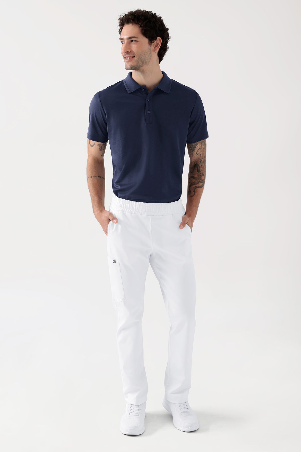 COMFY FLEX Stretch Hose Unisex - 1/1 Länge weiss, Vorderansicht Das Model ist 188 cm groß und trägt Grösse M