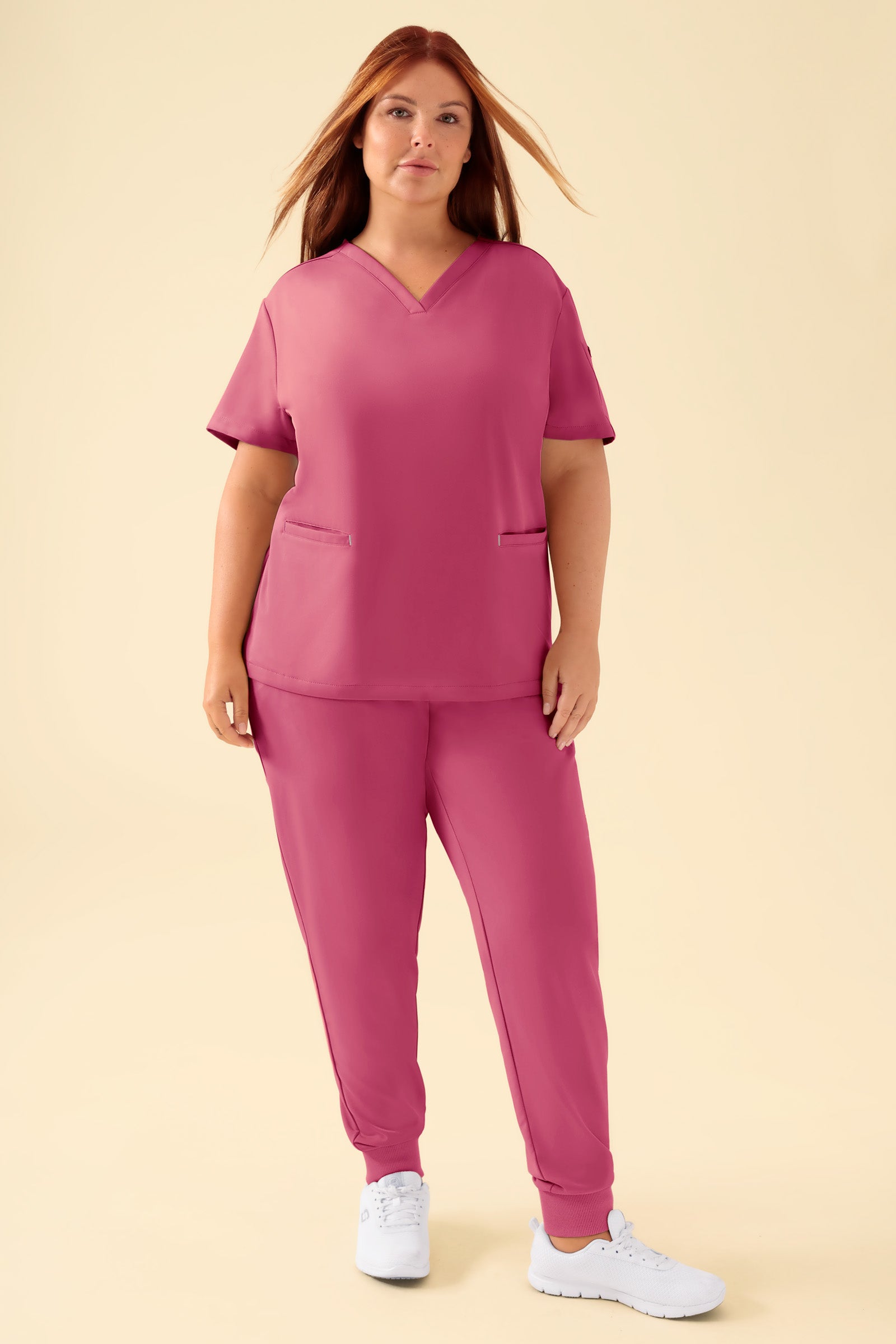 KAERE Schlupfkasack Damen - V-Ausschnitt rosenholz, Vue de face Le mannequin mesure 173 cm et porte la taille XL