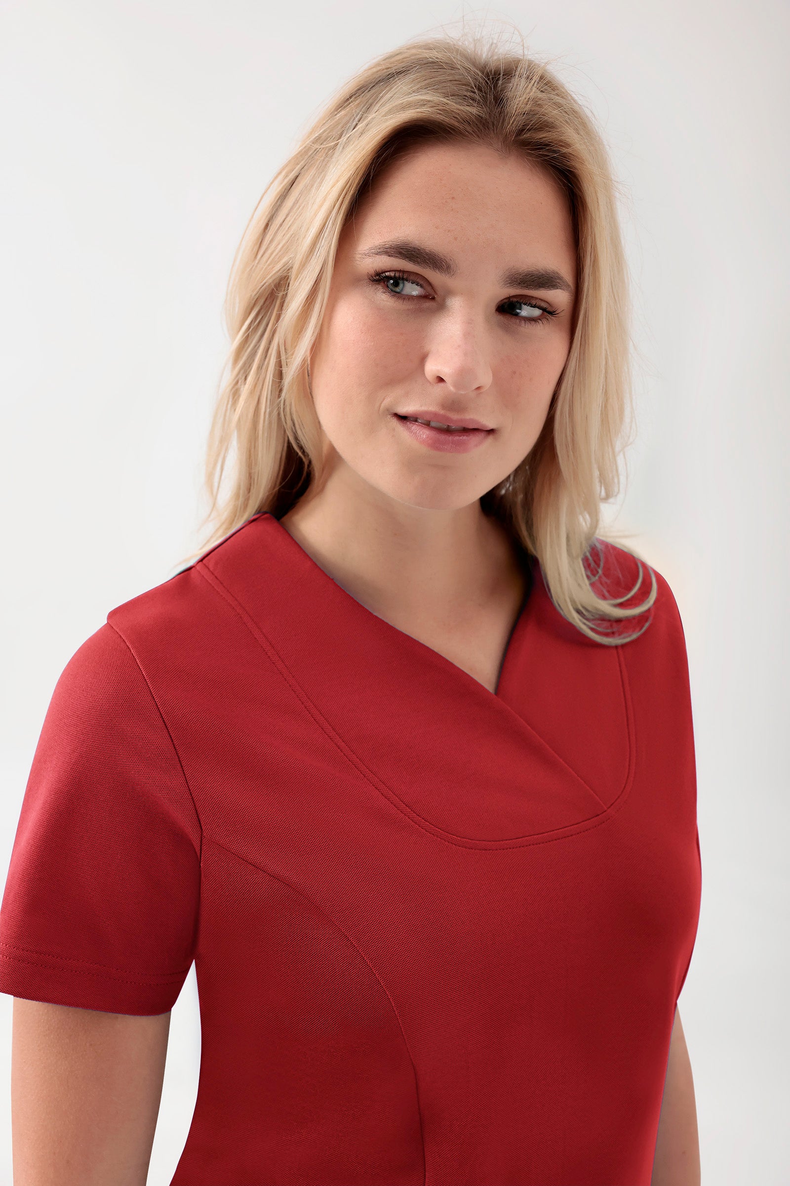 COMFY FLEX Stretch Schlupfkasack Damen - Herzausschnitt rot, Vorderansicht