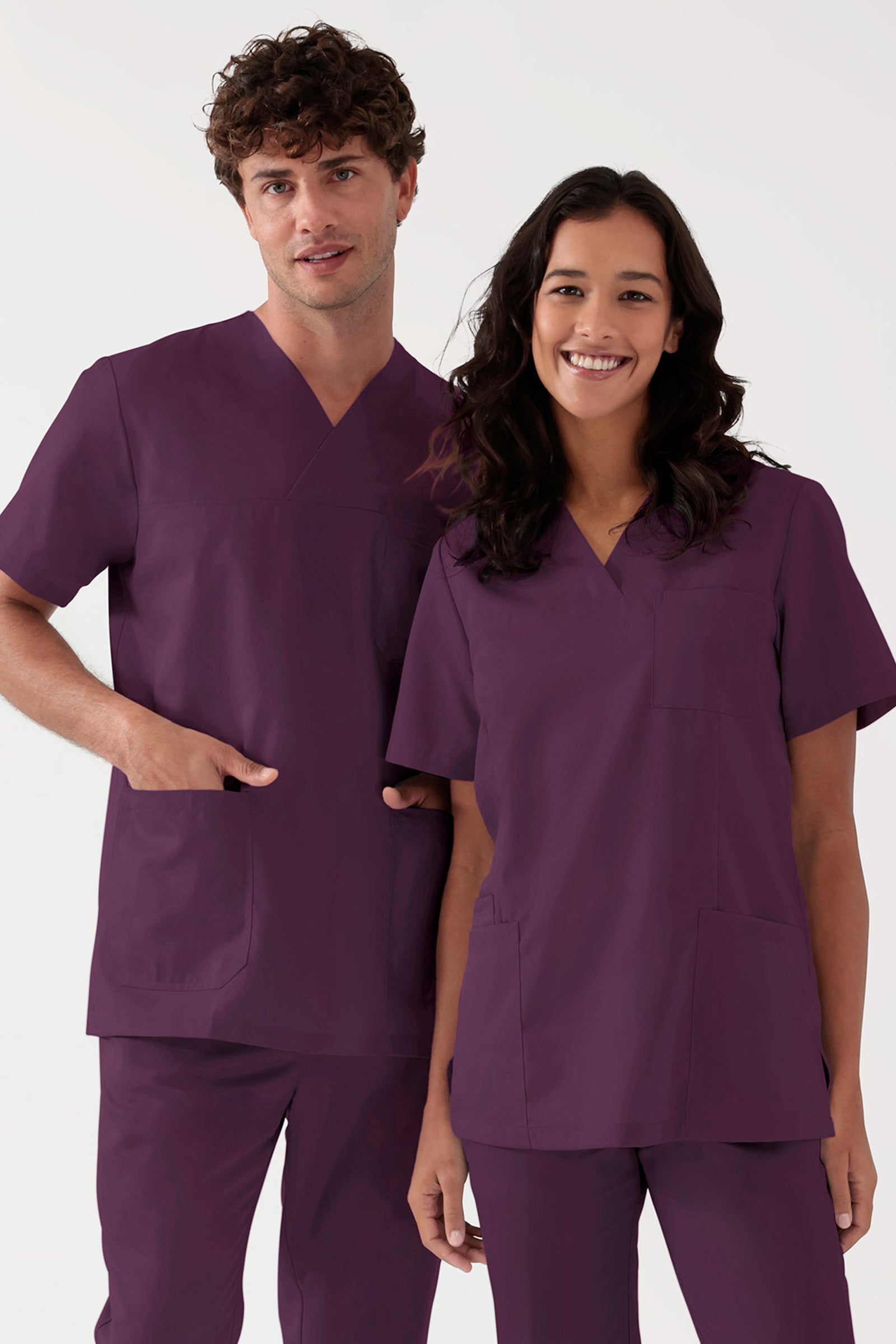 TENCEL™ Schlupfkasack Herren - V-Ausschnitt black berry, Vorderansicht