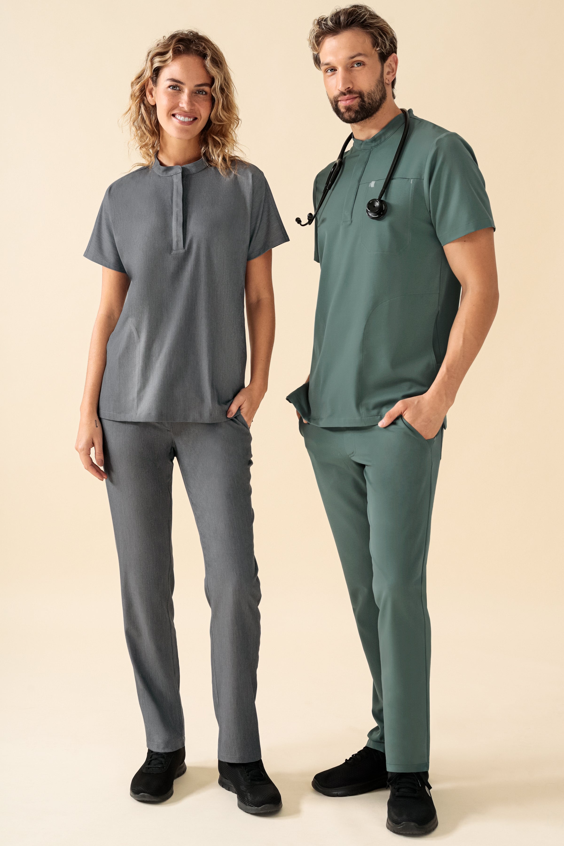 KAERE Schlupfkasack Herren - Stehkragen dunkelgrün, Vue de face