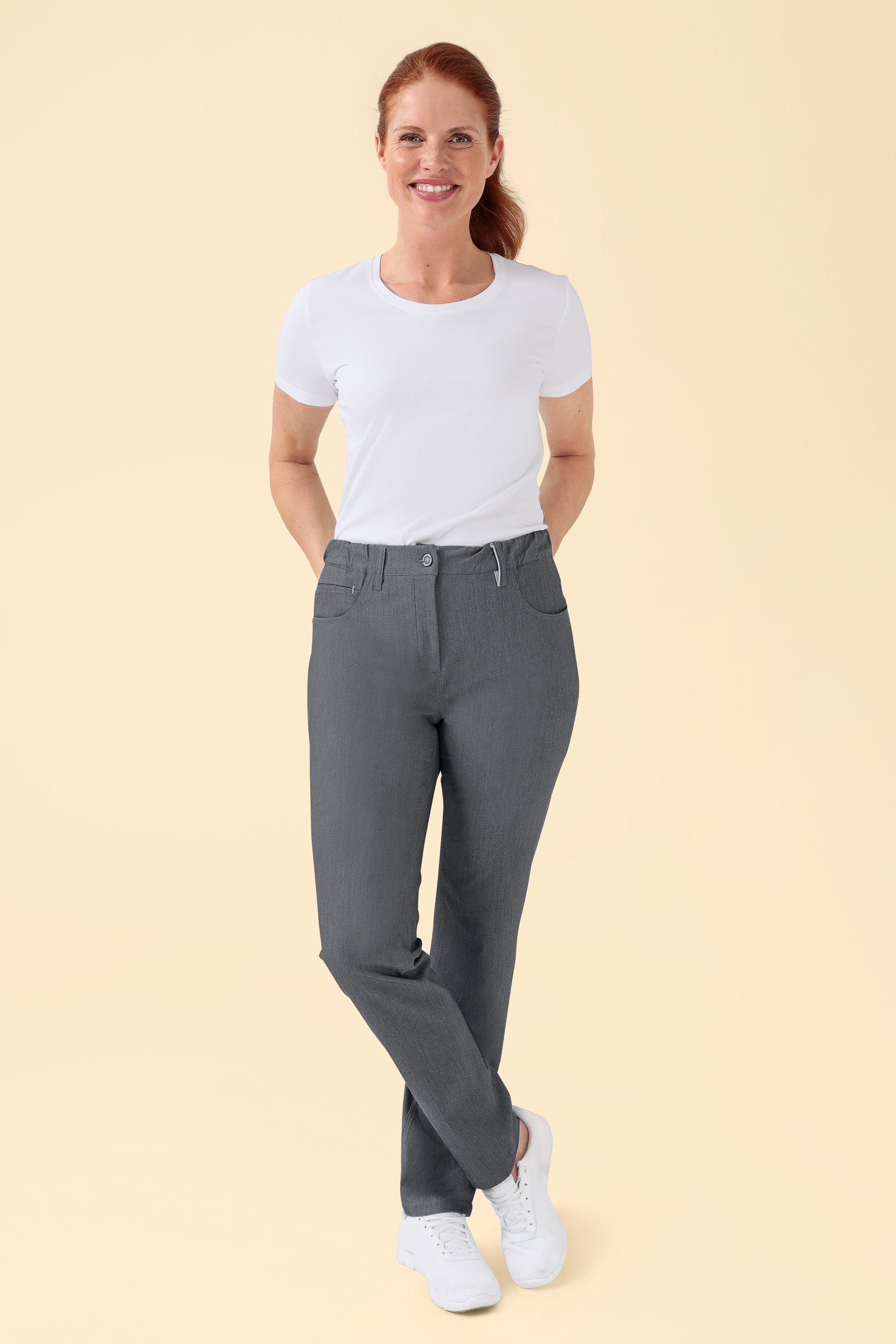 KAERE Hose Damen - 5-Pocket grau melange, Vorderansicht Das Model ist 175 cm groß und trägt Grösse S