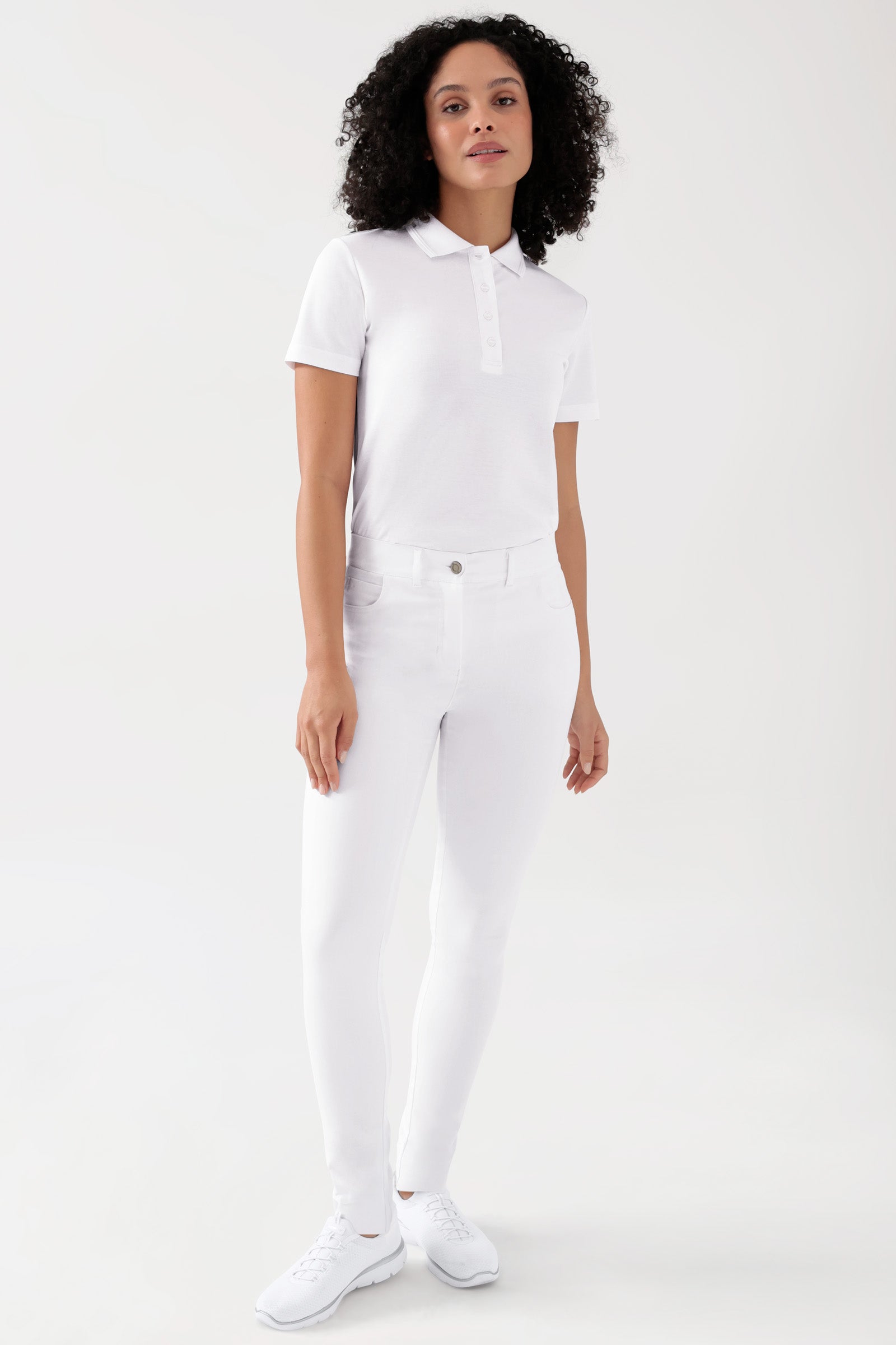 COMFY FLEX 5-Pocket Hose Damen - schlankes Bein weiss, Vorderansicht Das Model ist 176 cm groß und trägt Grösse 36