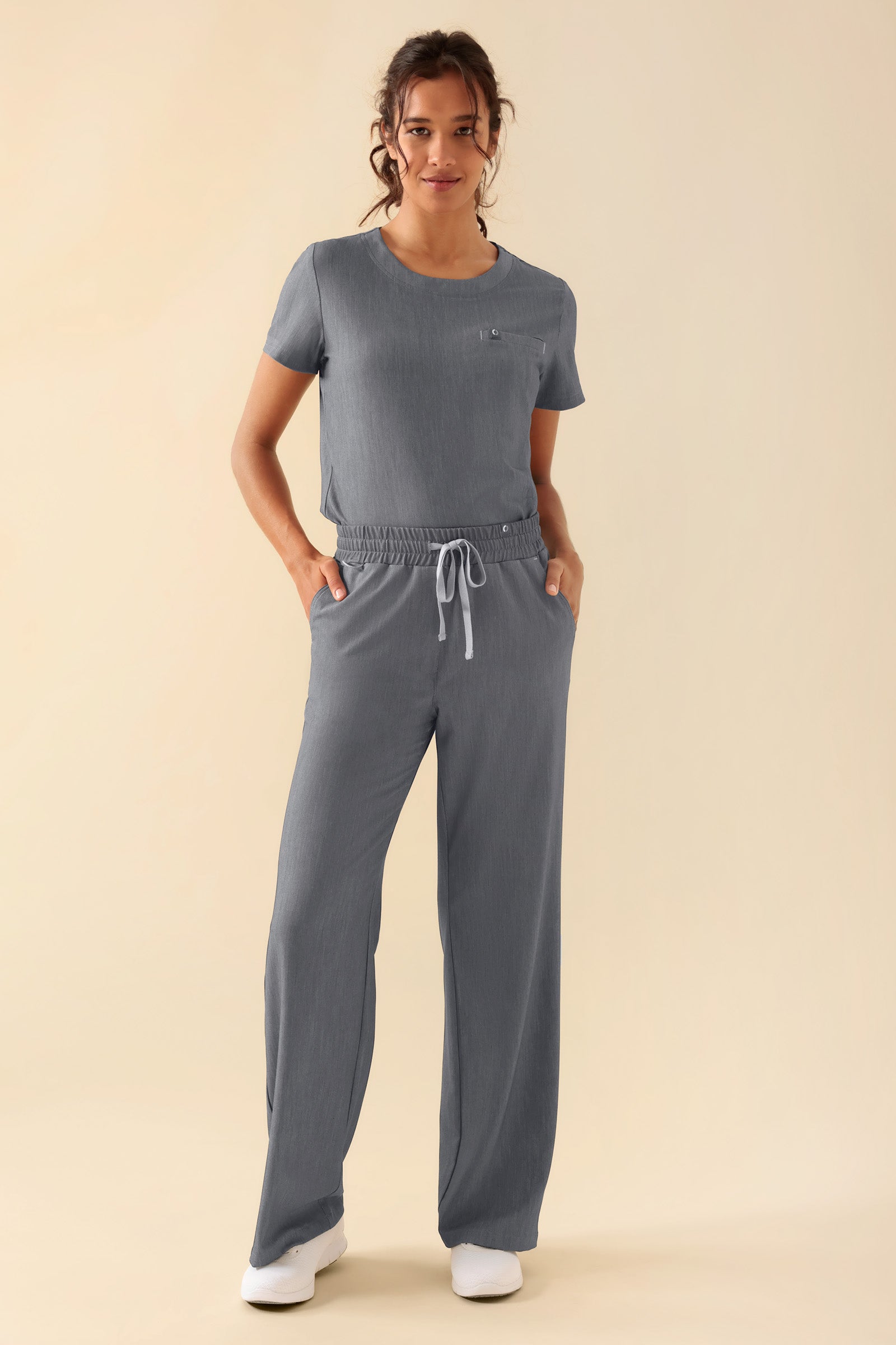 KAERE Hose Damen - weites Bein grau melange, Vue de face Le mannequin mesure 176 cm et porte la taille S