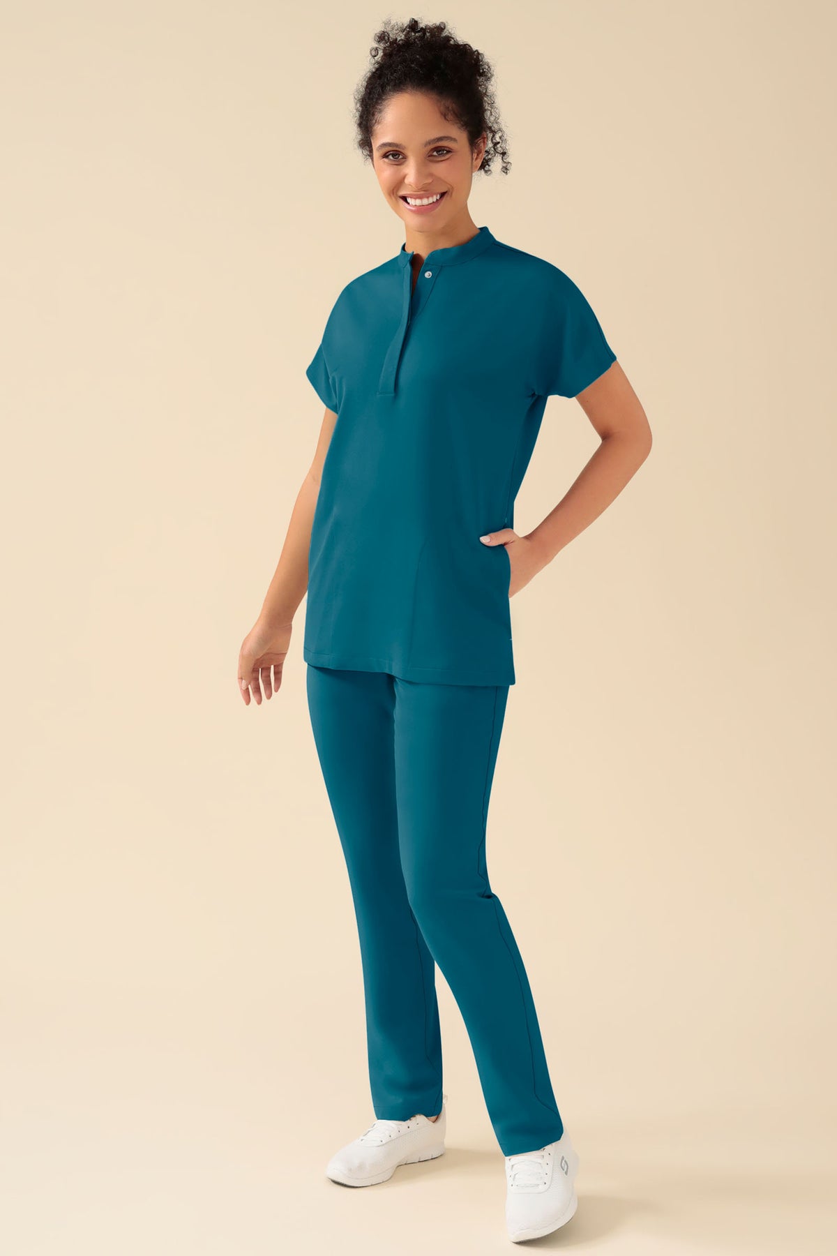 KAERE Schlupfkasack Damen - Stehkragen petrol, Vue de face Le mannequin mesure 176 cm et porte la taille S