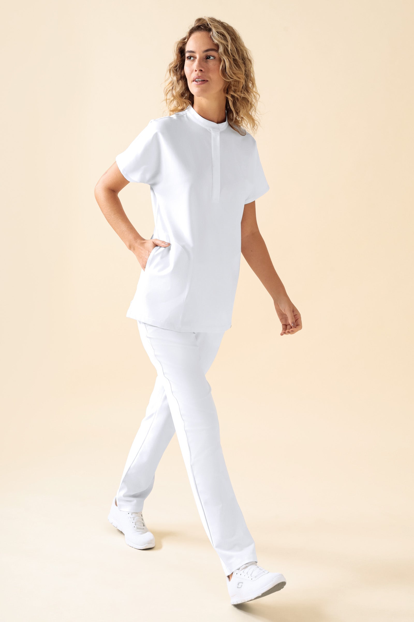 KAERE Schlupfkasack Damen - Stehkragen weiss