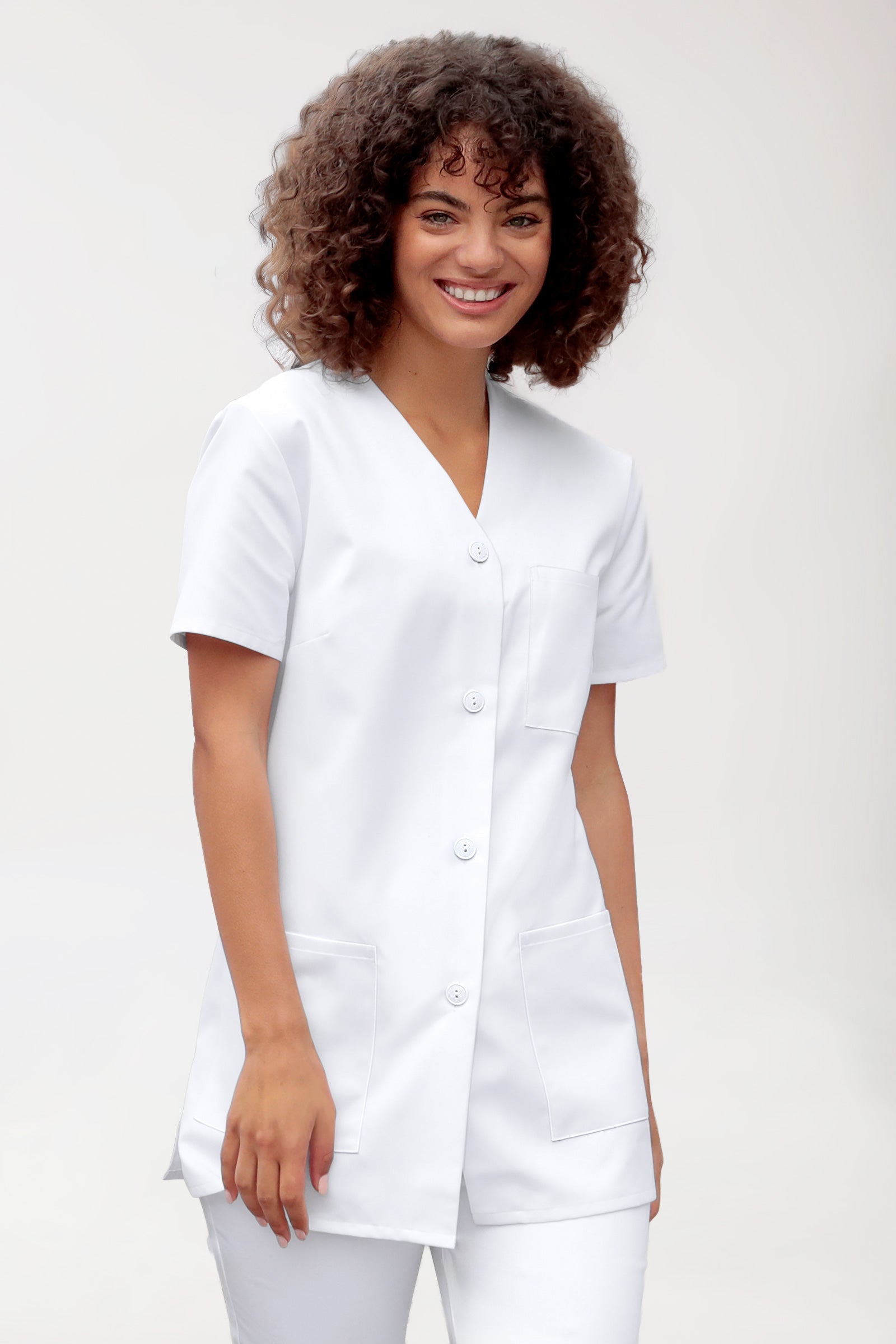 Beauty Kasack Damen - V-Ausschnitt - durchgeknöpft weiss