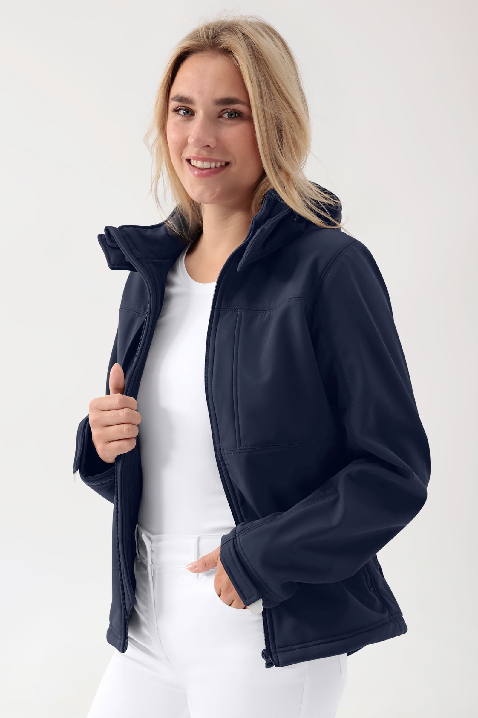 Softshell Jacken Unisex - abnehmbare Kapuze navy, Vorderansicht
