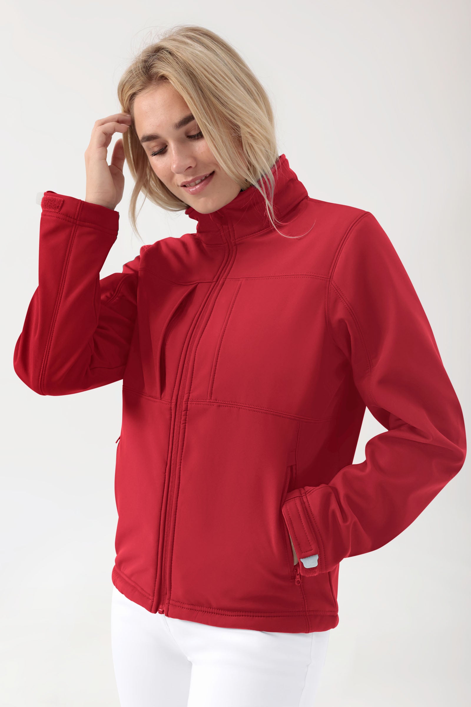 Softshell Jacke Unisex - abnehmbare Kapuze rot, Vorderansicht