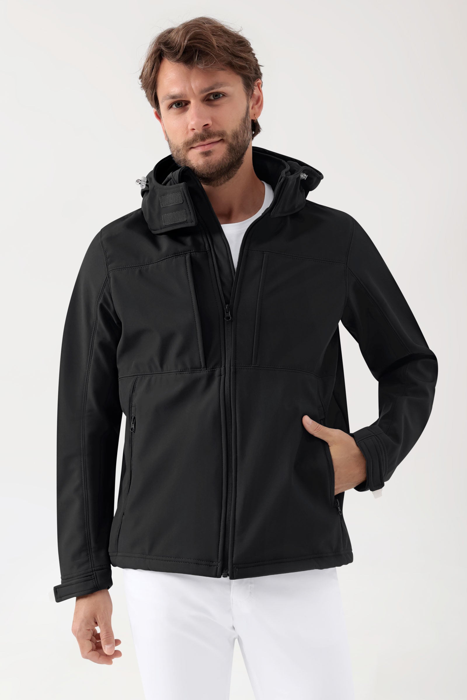 Softshell Jacken Unisex - abnehmbare Kapuze schwarz, Vue de face
