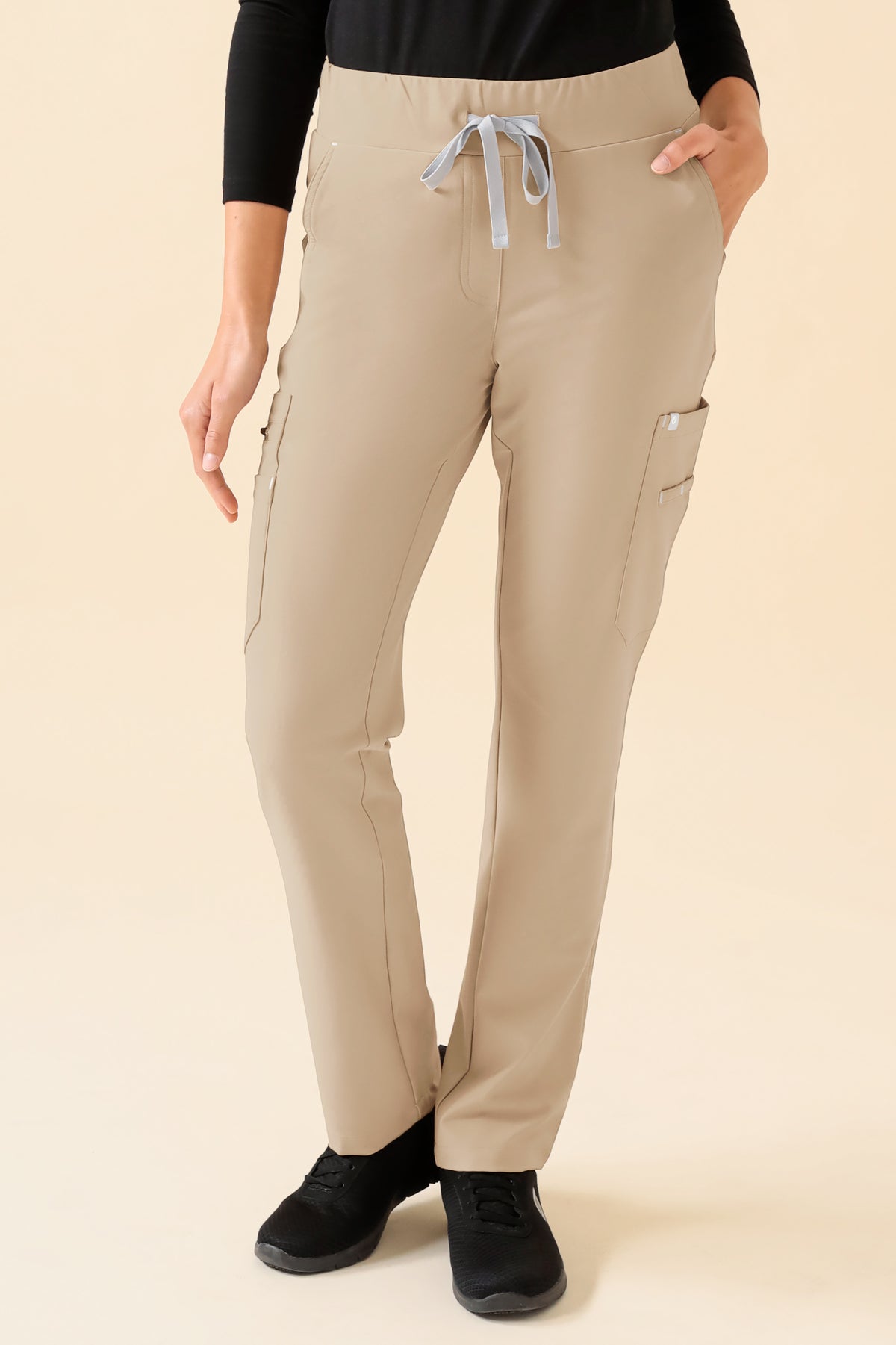 KAERE Hose Damen - gerader Saum mit Beintaschen sand