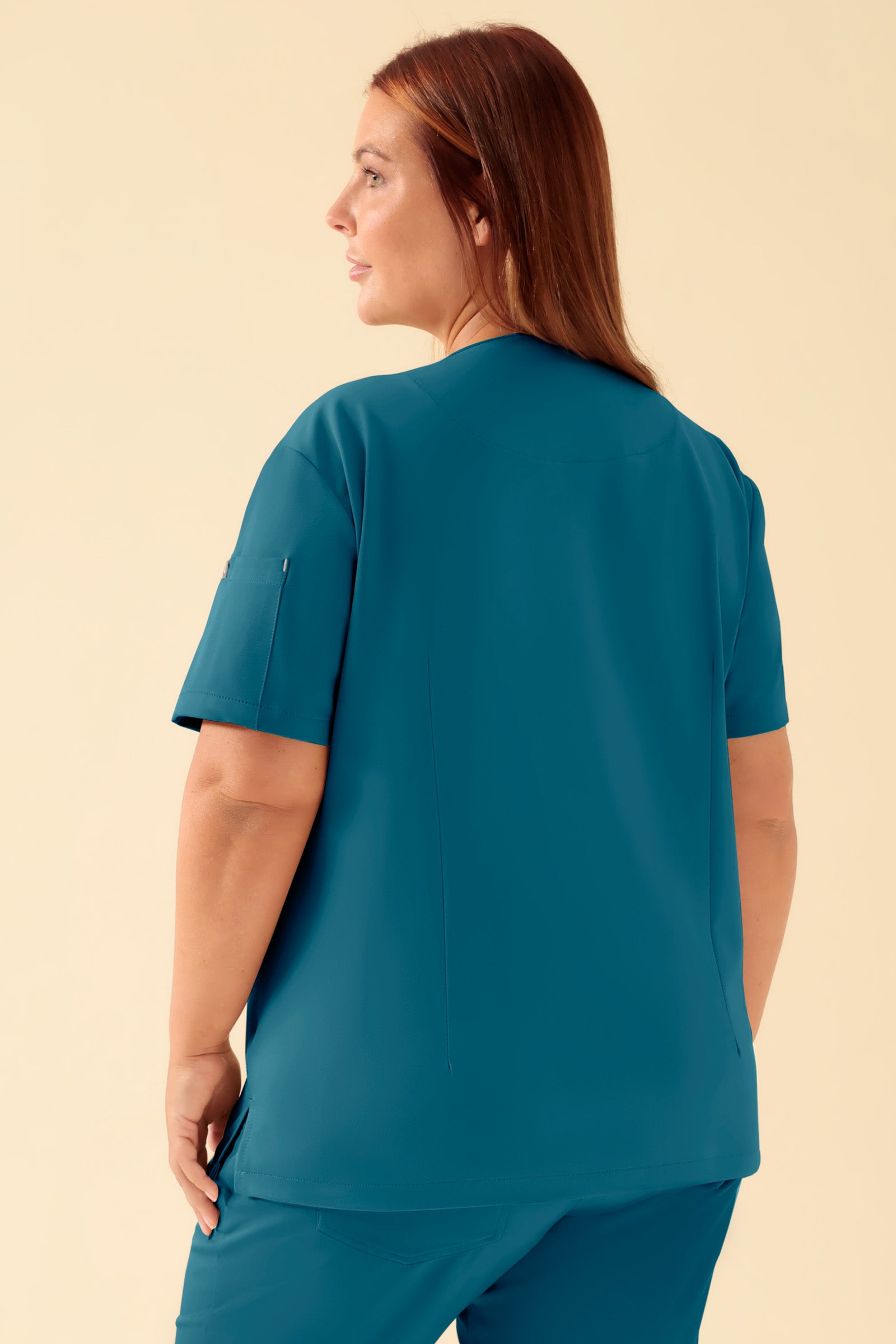 KAERE Schlupfkasack Damen - V-Ausschnitt petrol, Vue de dos Le mannequin mesure 173 cm et porte la taille XL