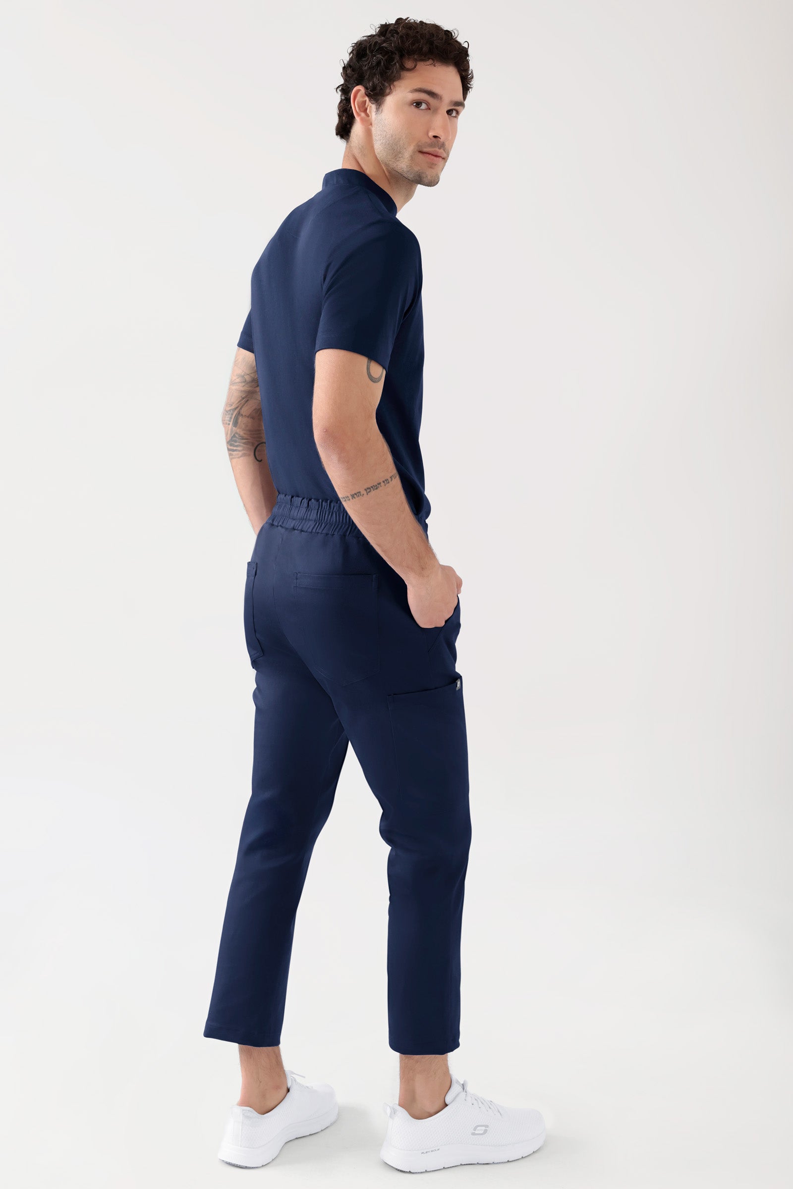 COMFY FLEX Stretch Hose Unisex - 7/8 Länge navy, Vue de dos Le mannequin mesure 188 cm et porte la taille M