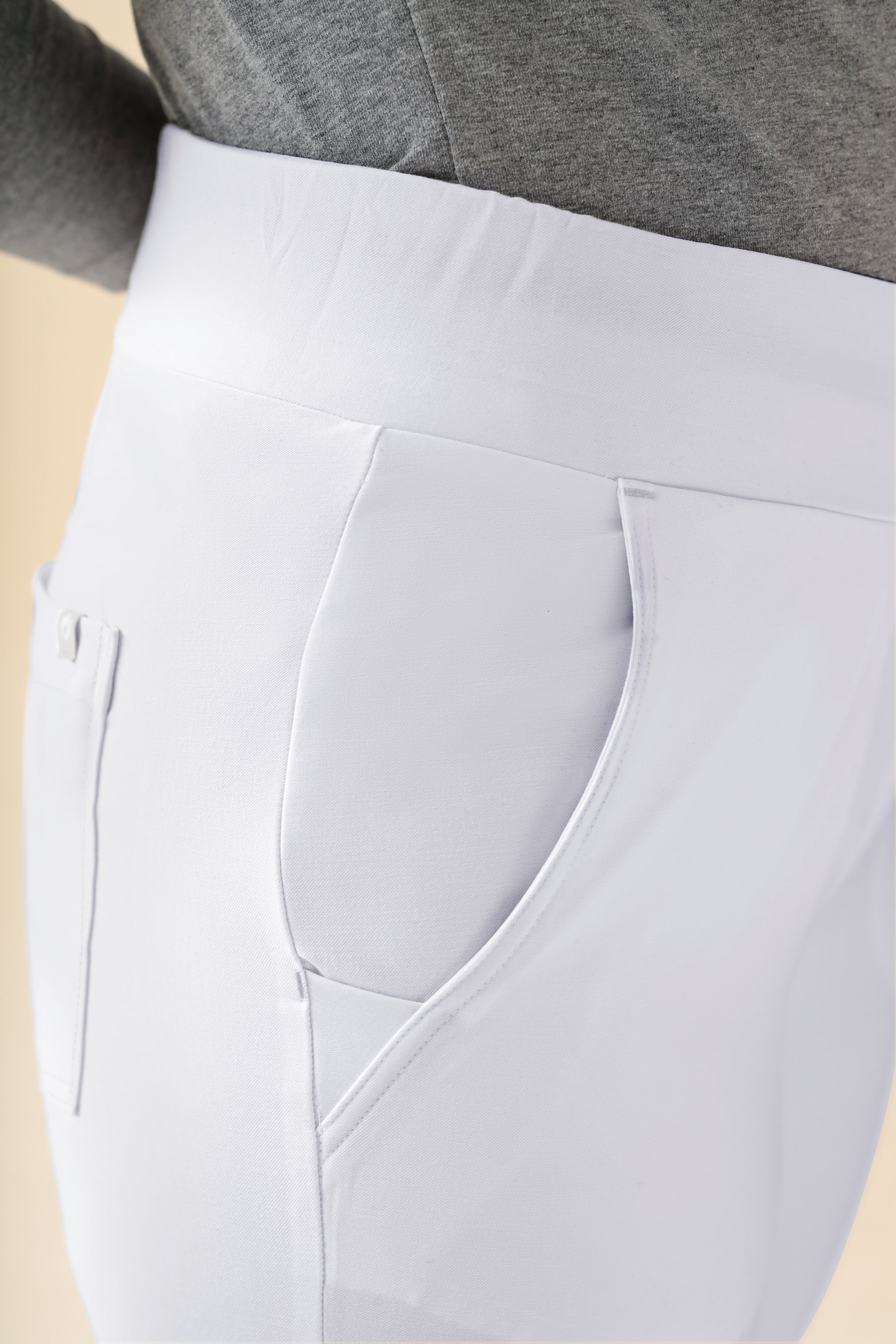 KAERE Hose Damen - Saumbündchen Kurzgr. ohne Beintaschen weiss