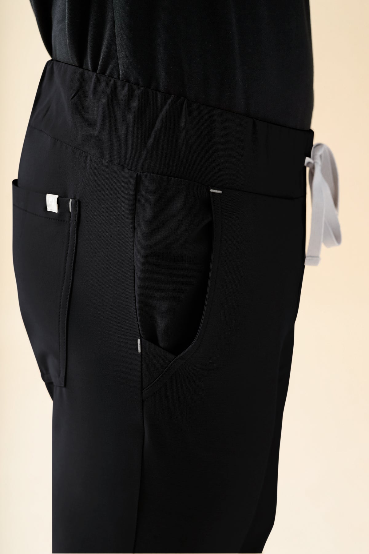 KAERE Hose Herren - gerader Saum ohne Beintaschen schwarz