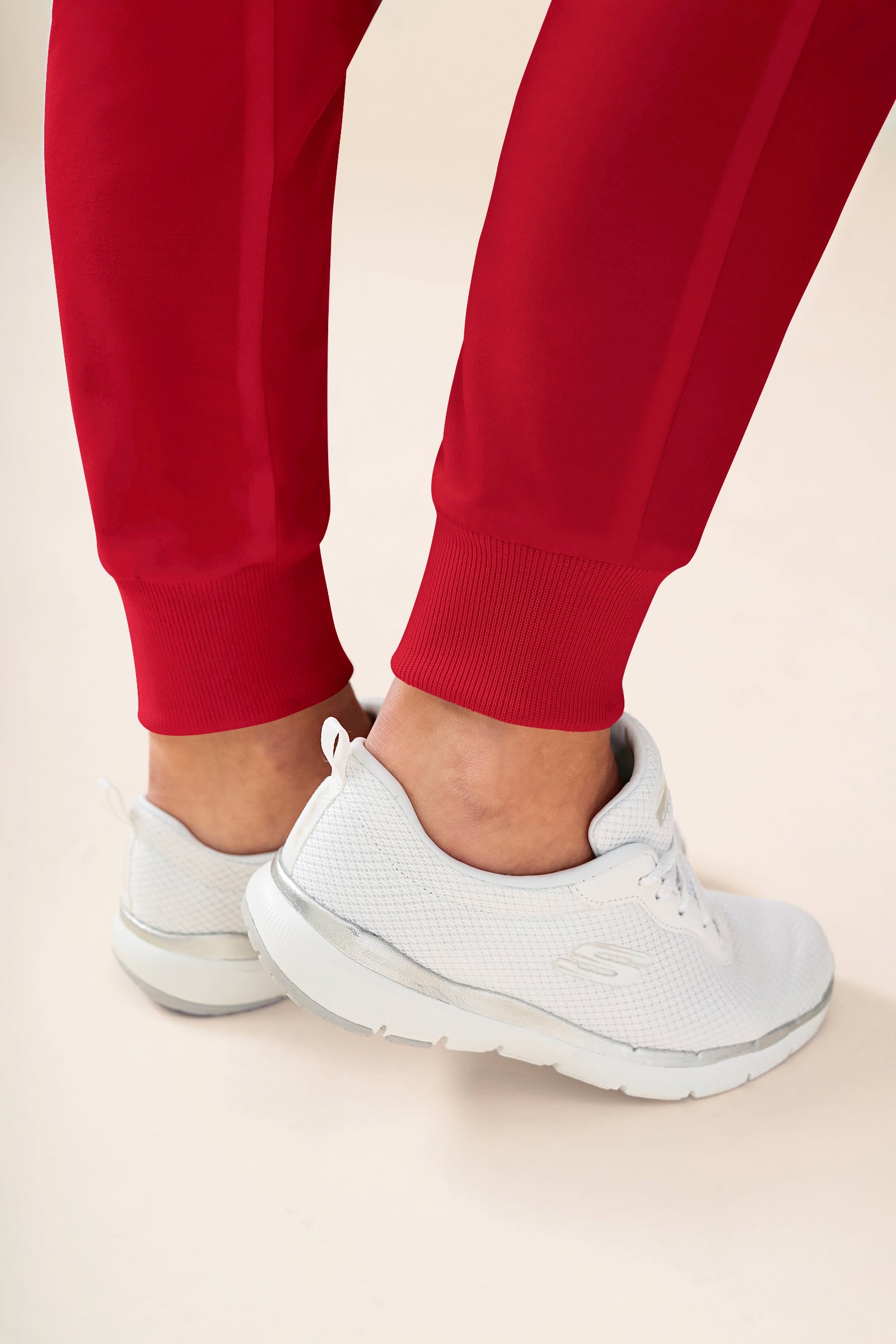 KAERE Hose Damen - Saumbündchen Kurzgr. mit Beintaschen rot