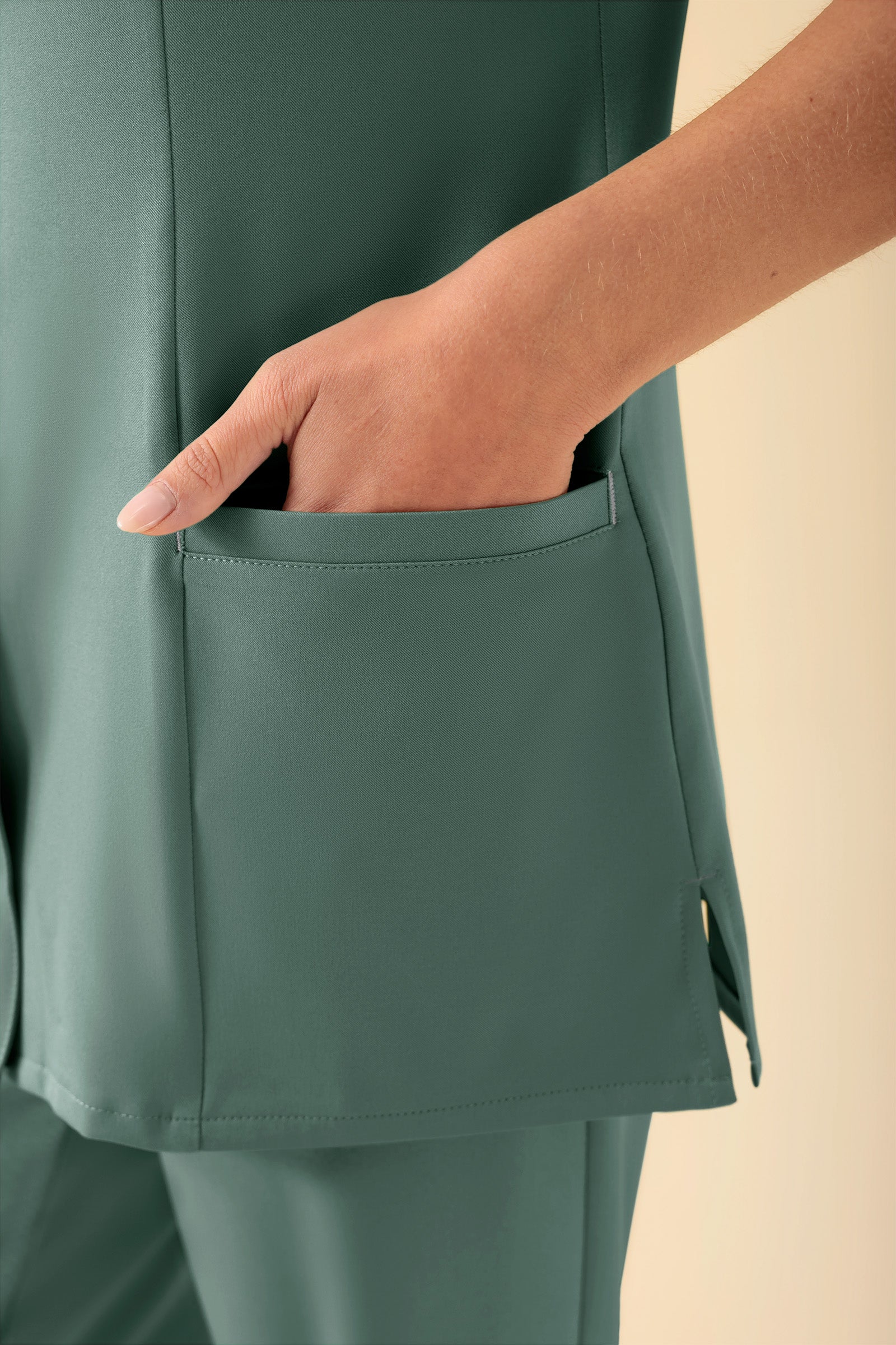 KAERE Kasack Damen - durchgeknöpft dunkelgrün