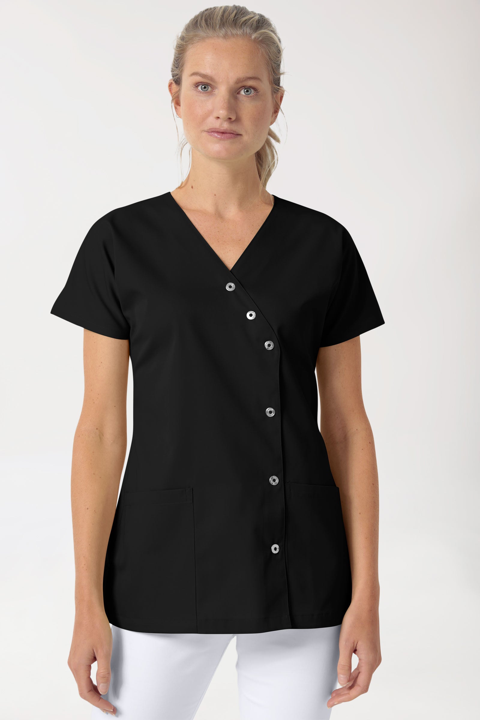 Beauty Kasack Damen - asymmetrische Druckknopfleiste schwarz, Vorderansicht 