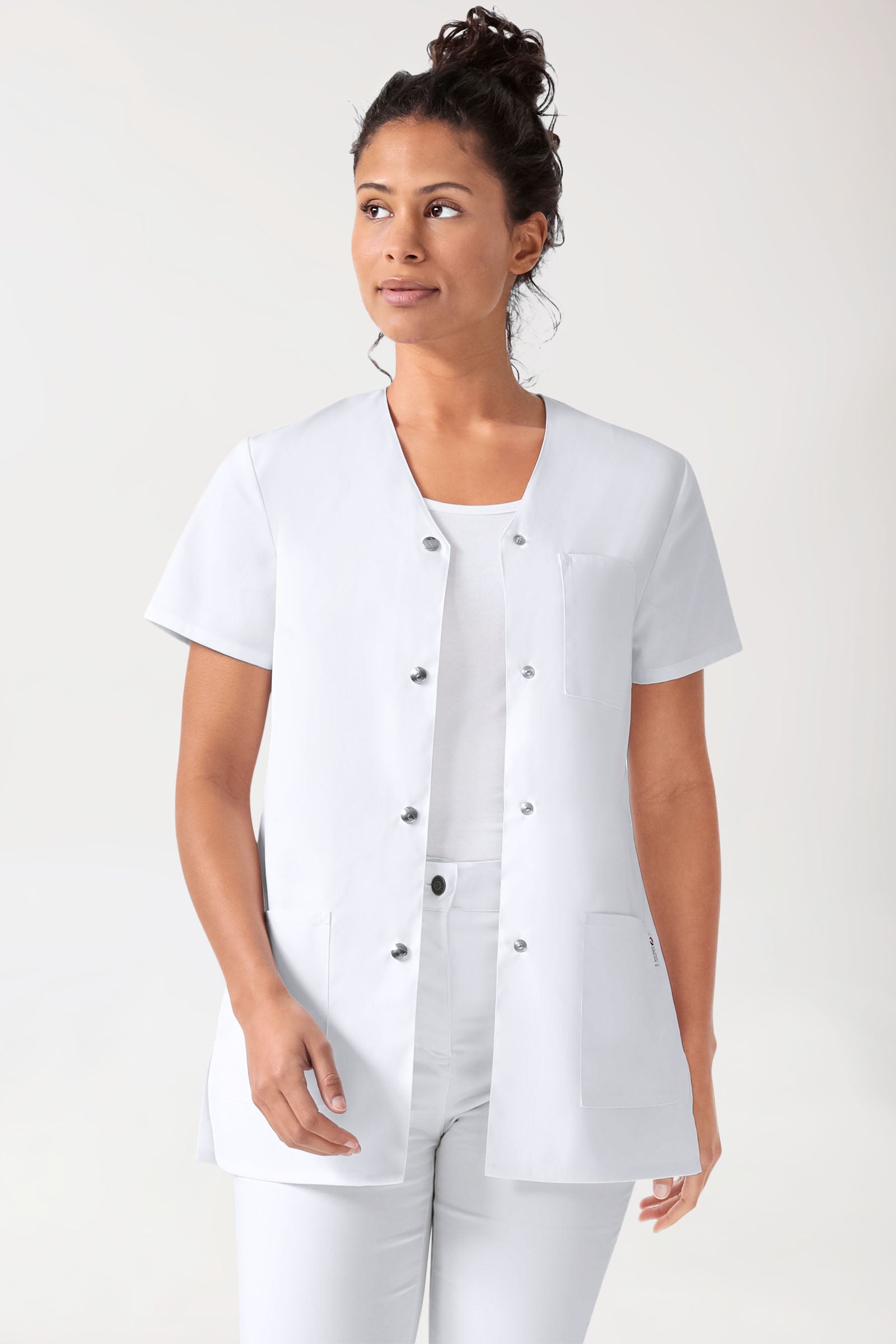 Beauty Kasack Damen - V-Ausschnitt - Druckknopfleiste weiss