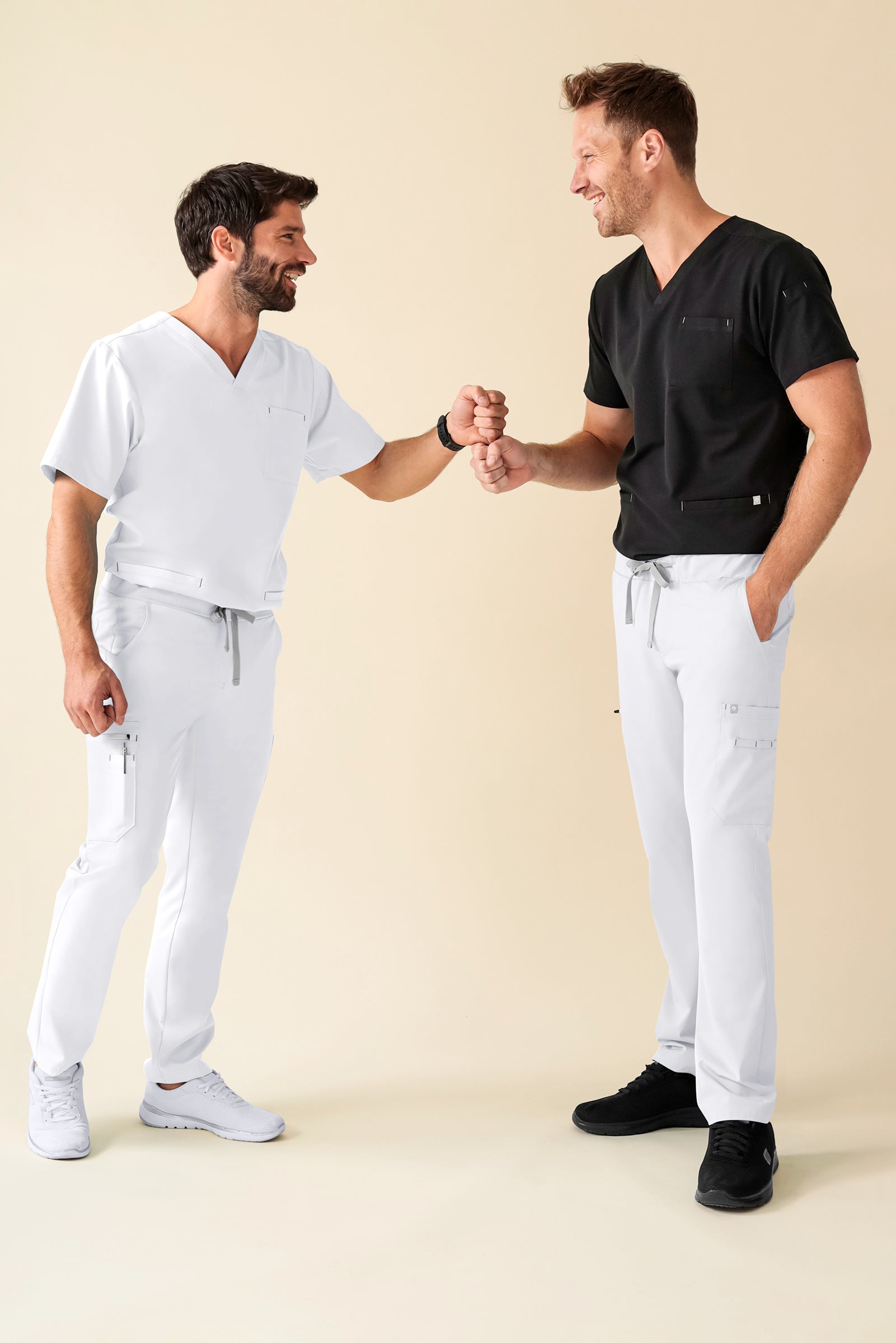 KAERE Hose Herren - gerader Saum Kurzgr. mit Beintaschen weiss, Vue de face 