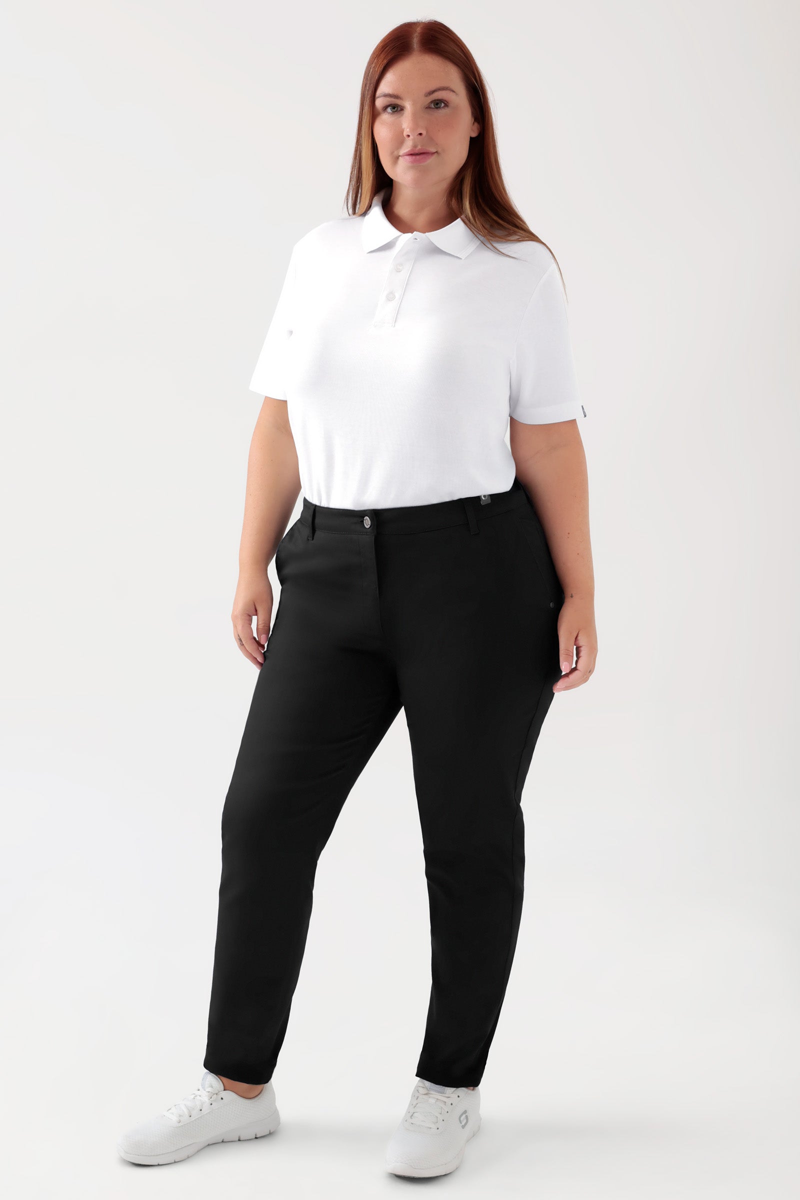 COMFY FLEX Hose Damen - Chino Style schwarz, Vorderansicht Das Model ist 173 cm groß und trägt Grösse 46