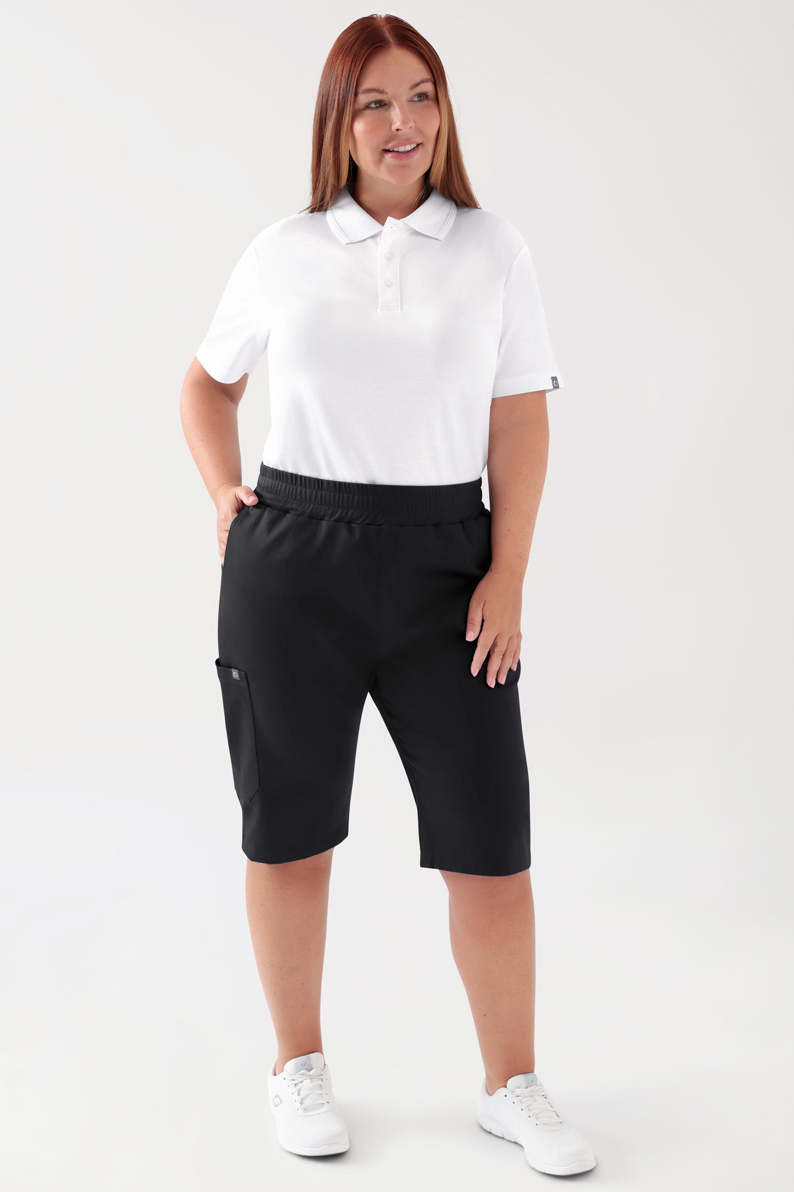 COMFY FLEX Stretch Hose Unisex - Bermuda schwarz, Vorderansicht Das Model ist 173 cm groß und trägt Grösse L