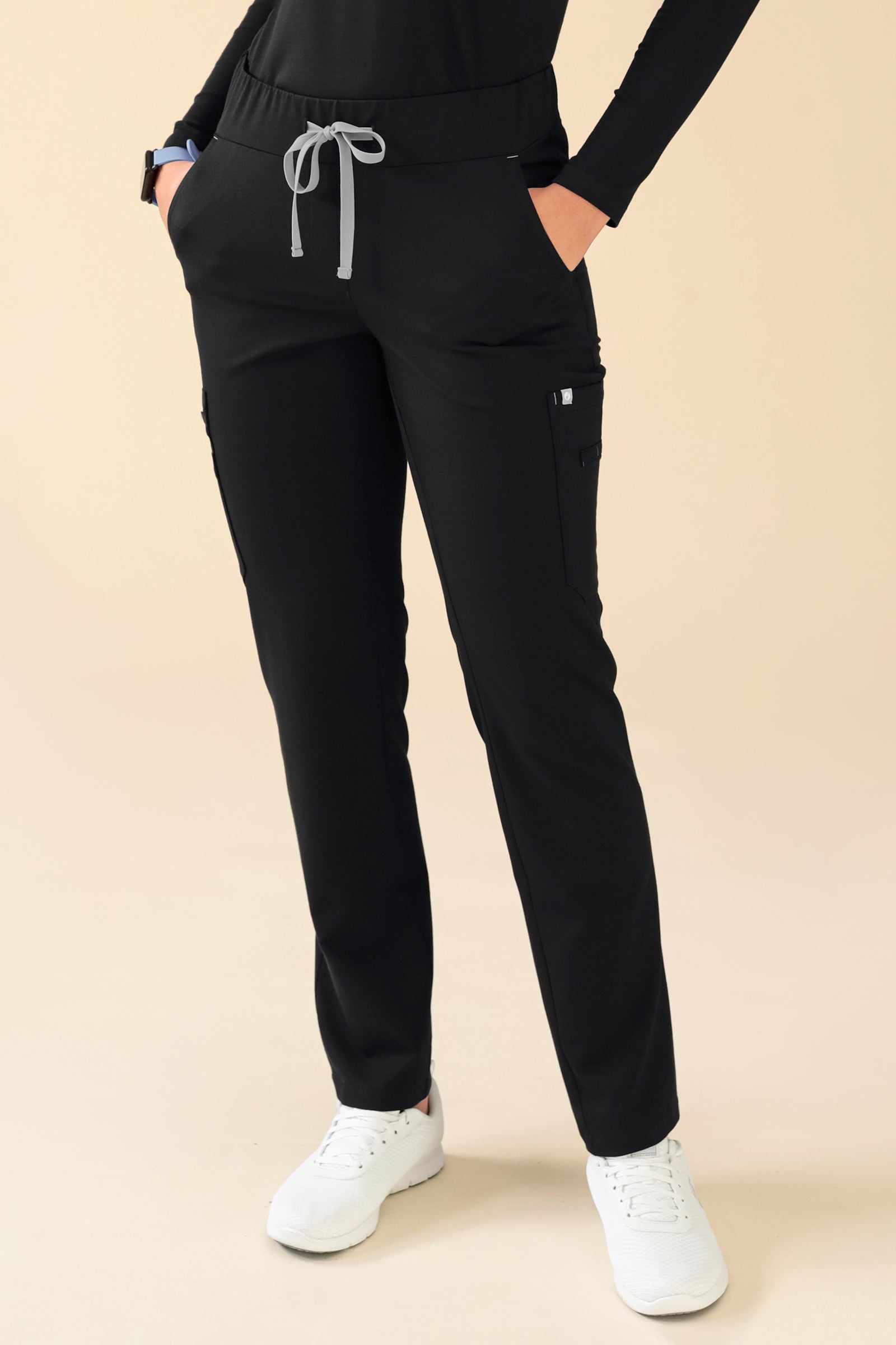 KAERE Hose Damen - gerader Saum mit Beintaschen schwarz