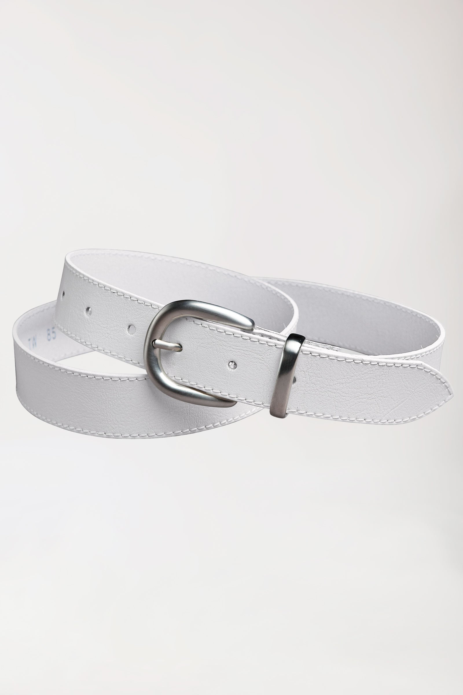 Gürtel mit Schnalle in silber. Weiss